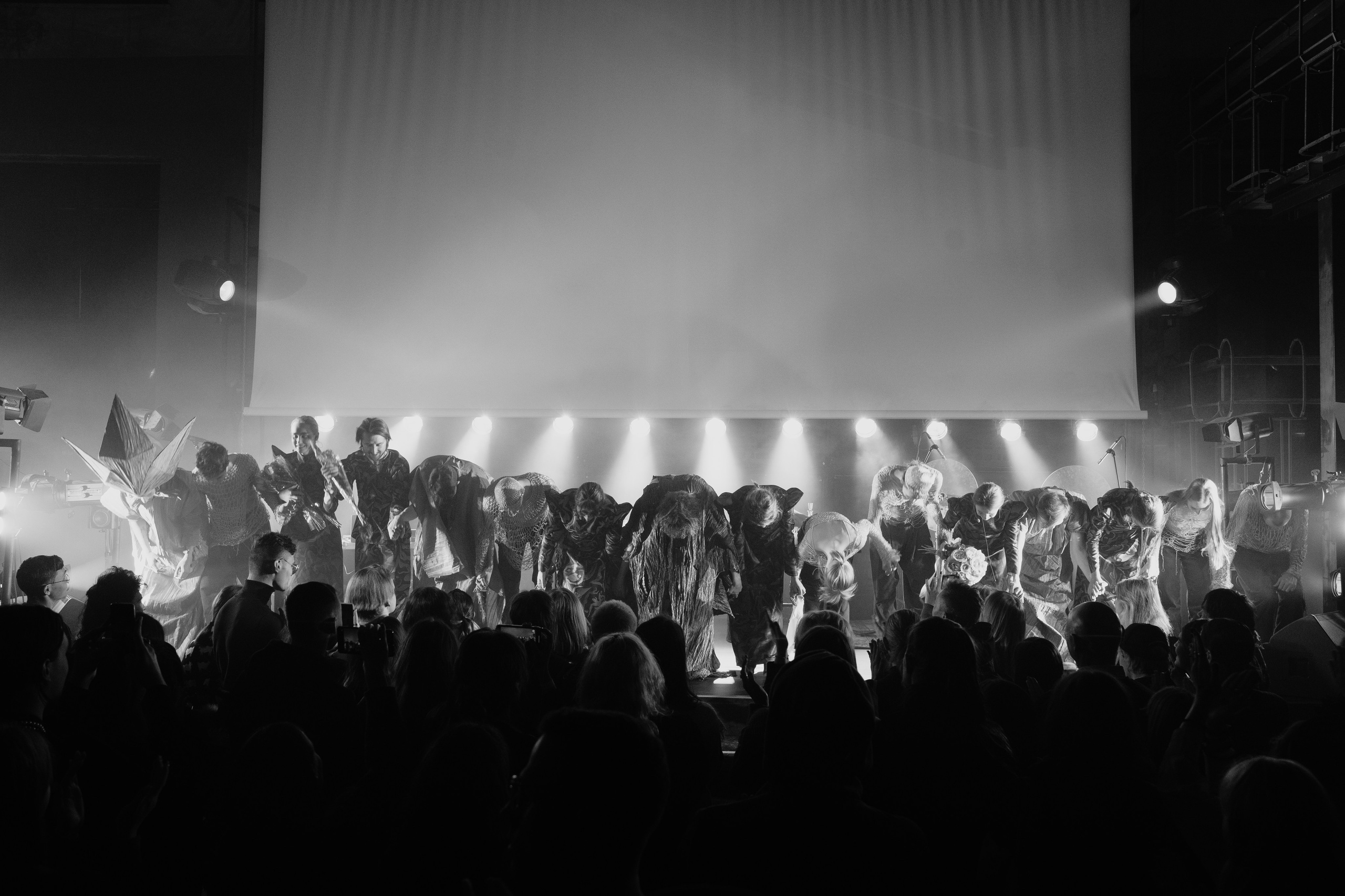 СЛОВО. Ансамбль «КОМОНЬ». @tomrus: Рустам Шагиморданов — фотограф