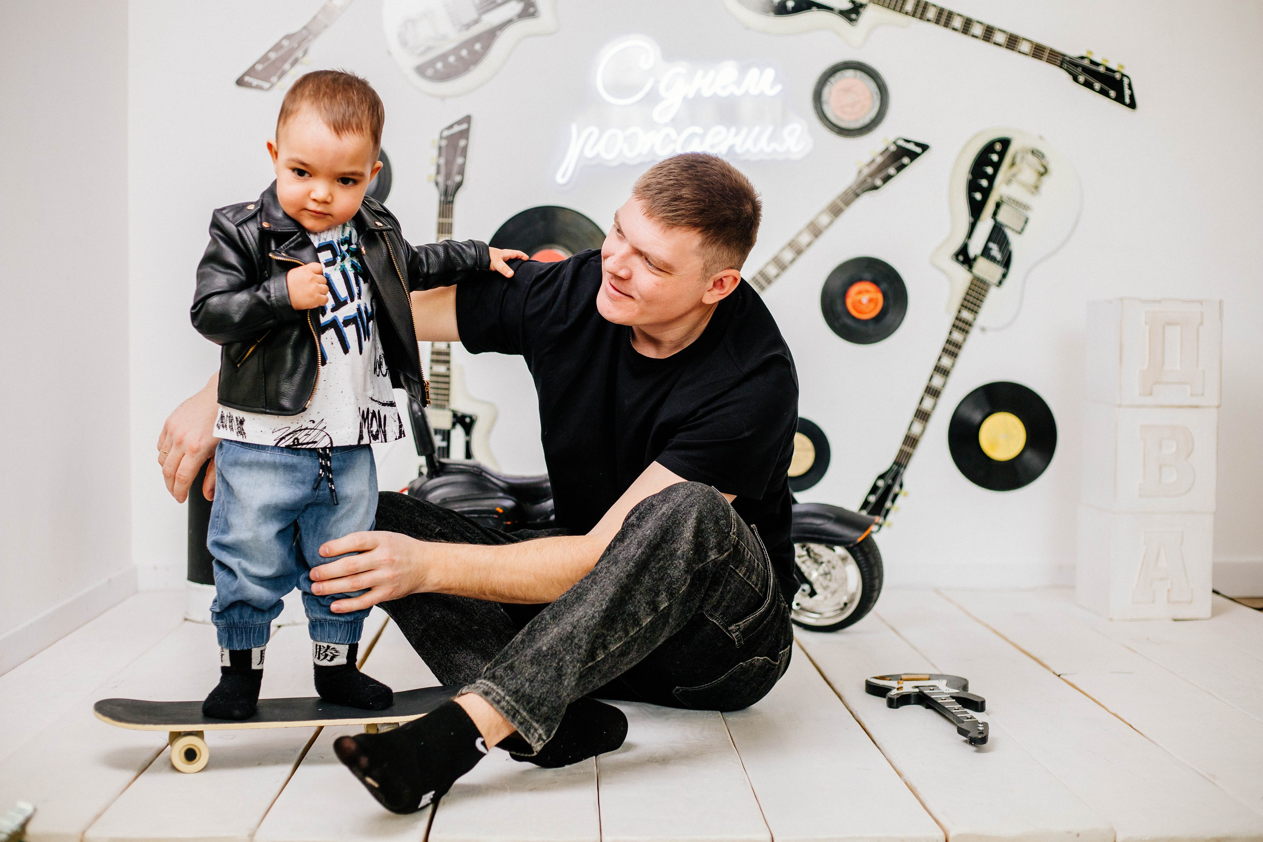 Лев с семьей. Рыжова Тамара