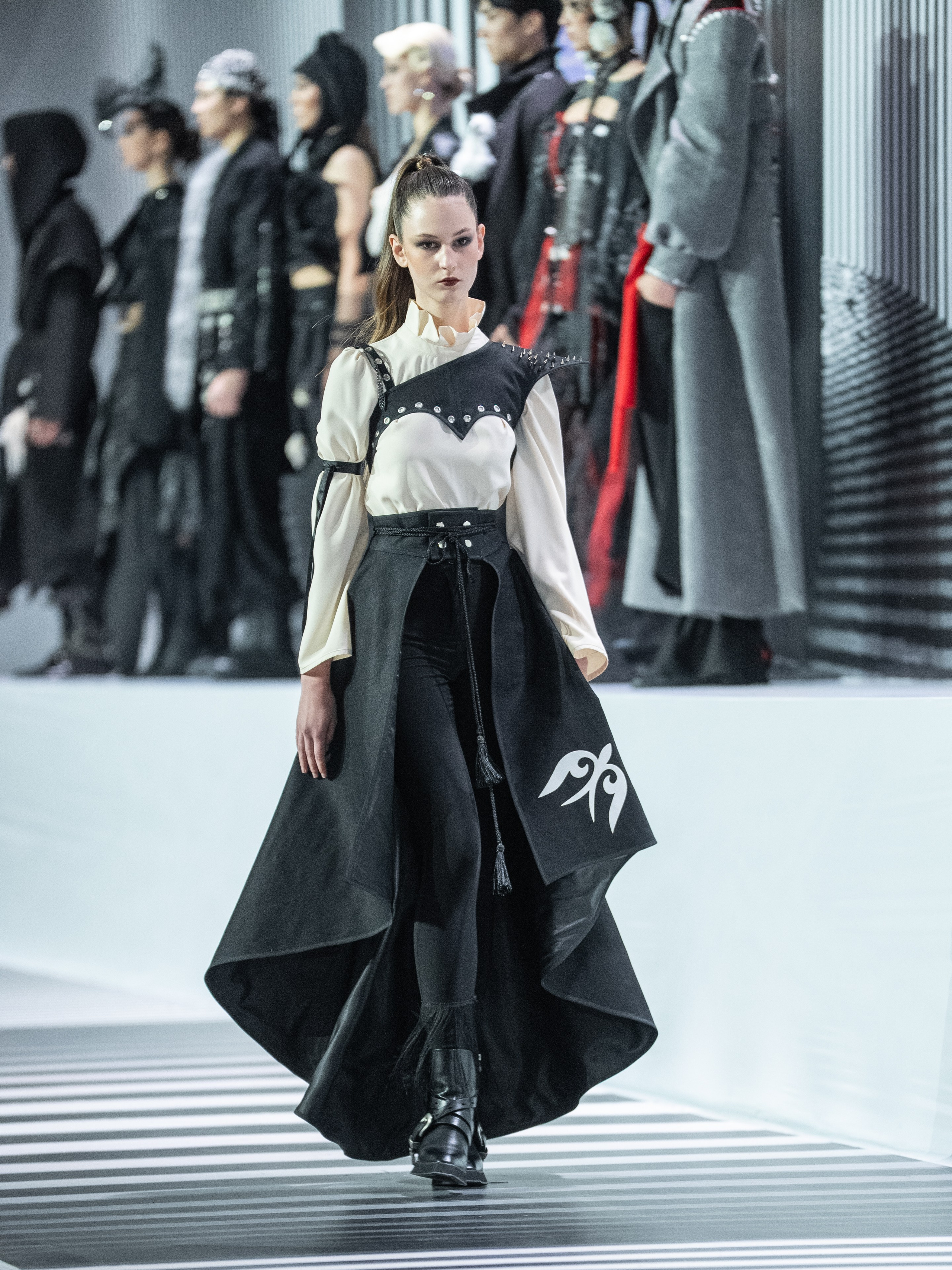 New Generation-OPEN WAY. Сайт Алматинского НЮ АРТ, будуар и фэшн фотографа Дениса Карпенко