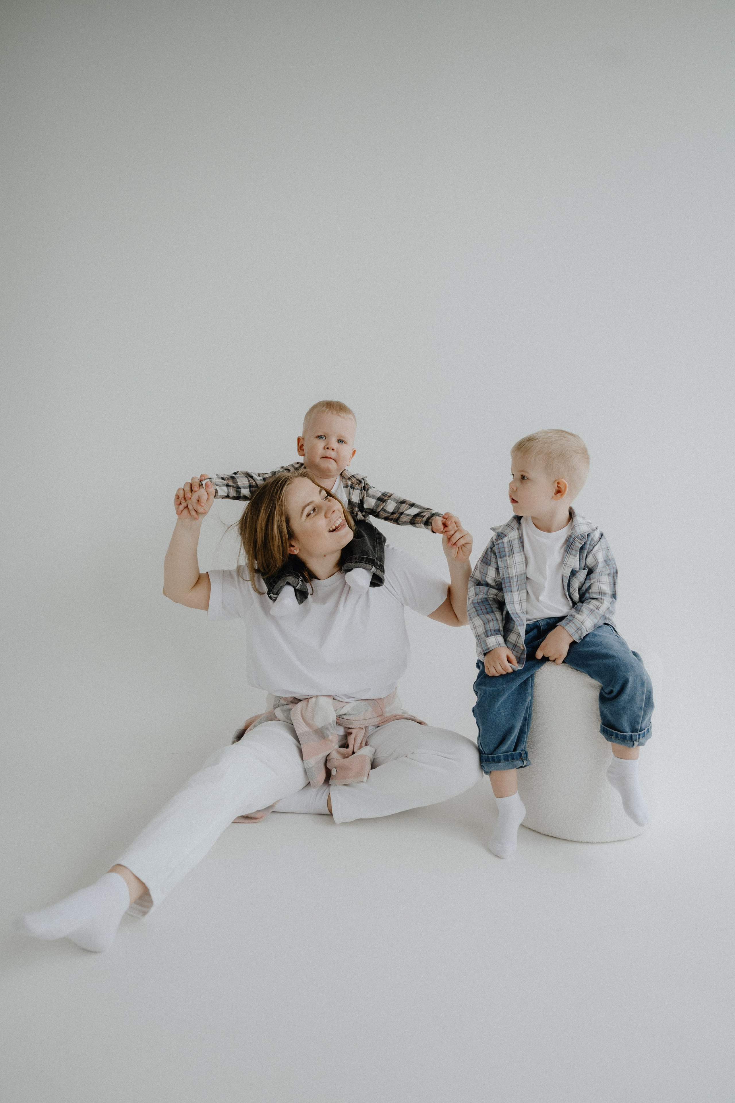 Алена с мальчишками