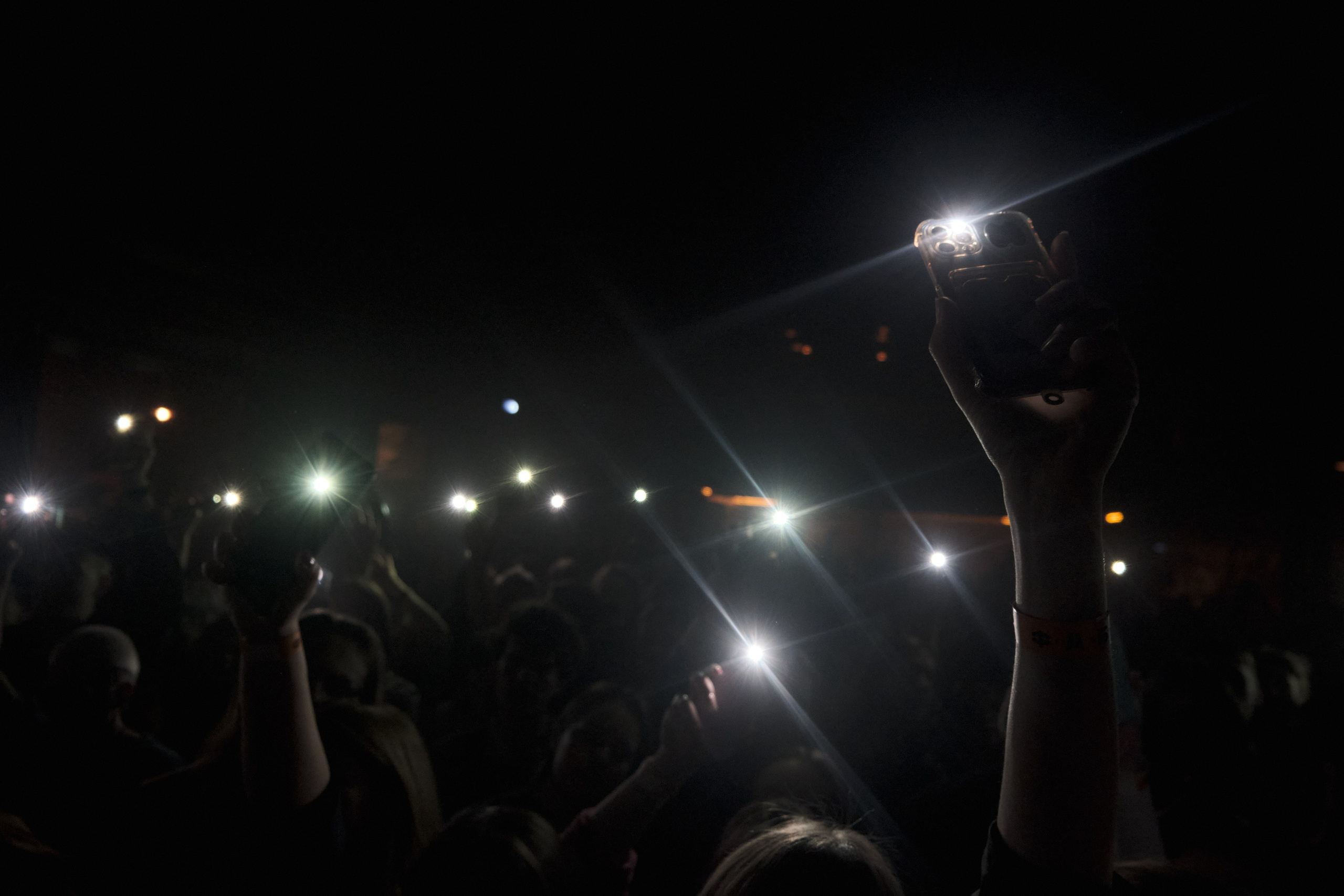 Антоха МС. Фотограф и оператор Сергей Окладников