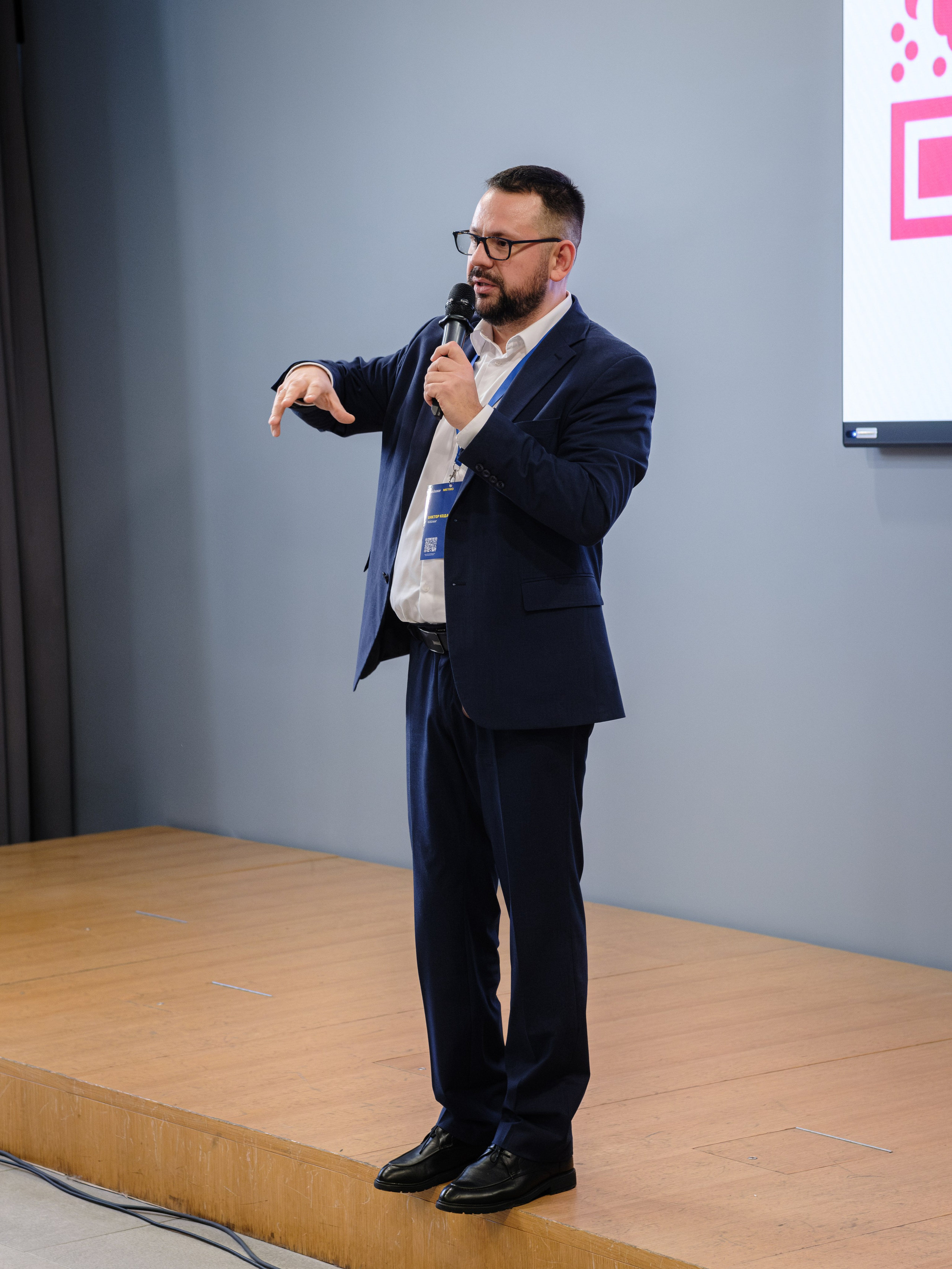 METRO. Репортажный и портретный фотограф в Москве Илья Спиридонов