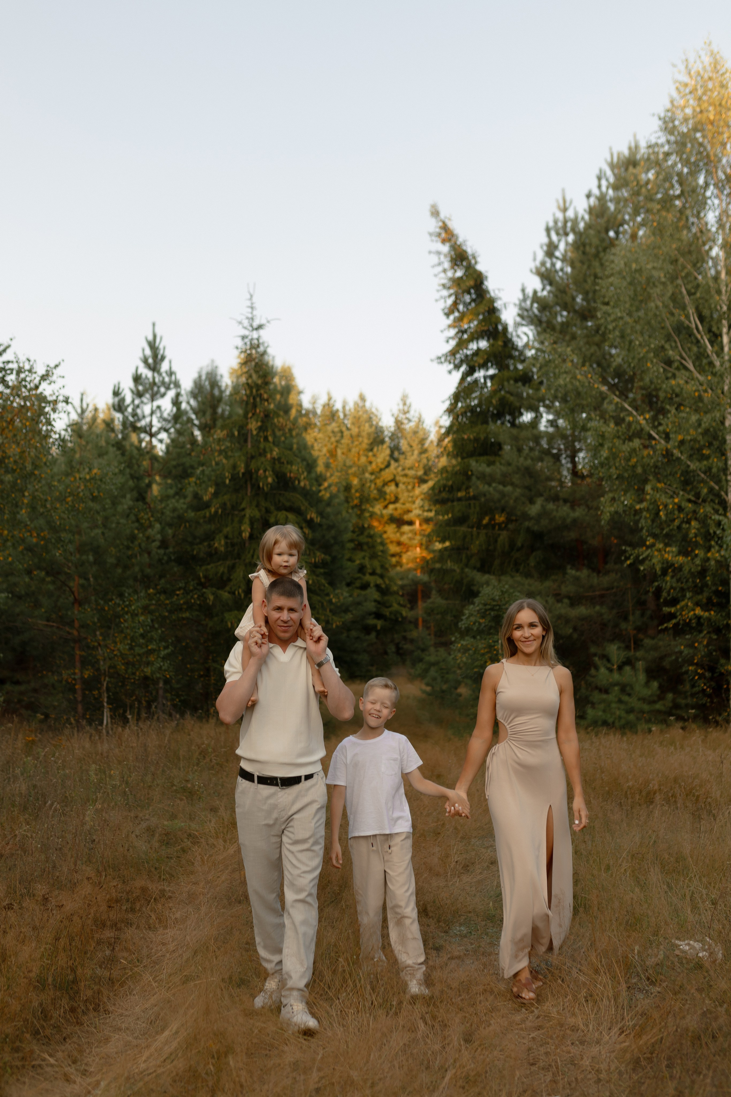 Алексей, Мария, Ваня и Варя. Фотограф Татьяна Семенова