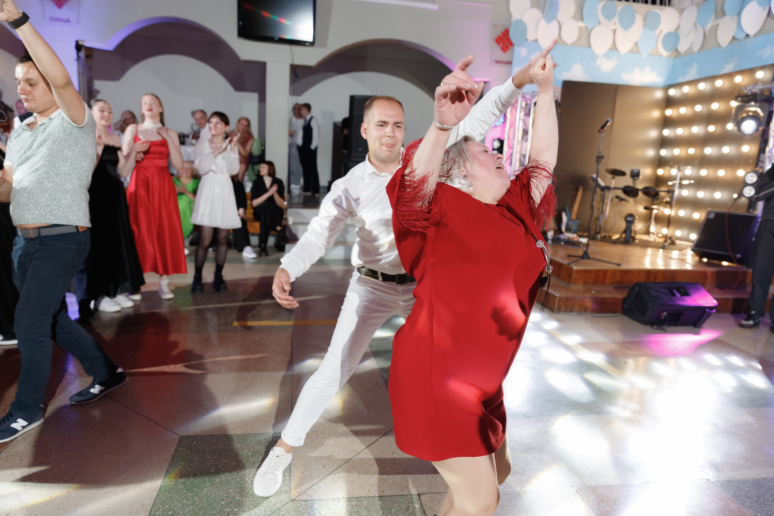 Школьный выпускной 2023 год в Минске. Свадебный фотограф в Минске/Беларуси Сергей Спиридонов