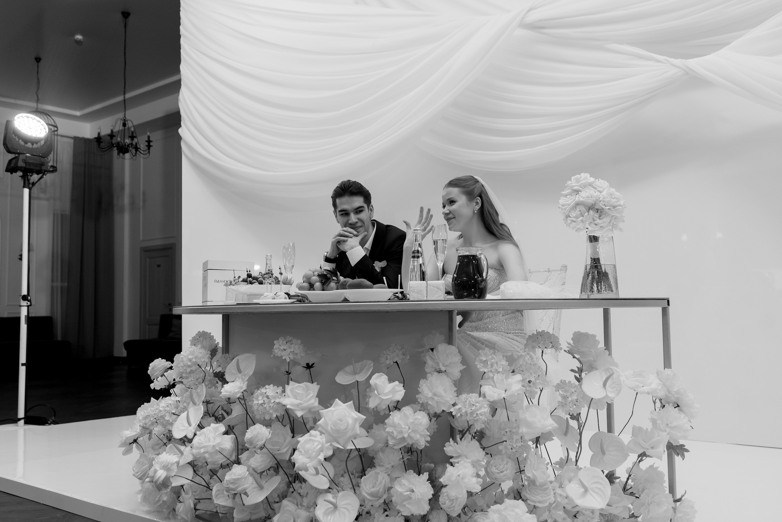 СВАДЕБНАЯ СЬЕМКА СБОРОВ В ОТЕЛЕ И ВЫЕЗД НА ЦЕРЕМОНИЮ (СНЯТО В СИБИРЕ В НИЖНЕВАРТОВСКЕ). Профессиональный фотограф, Санкт-Петербург — Виктория Богомолова