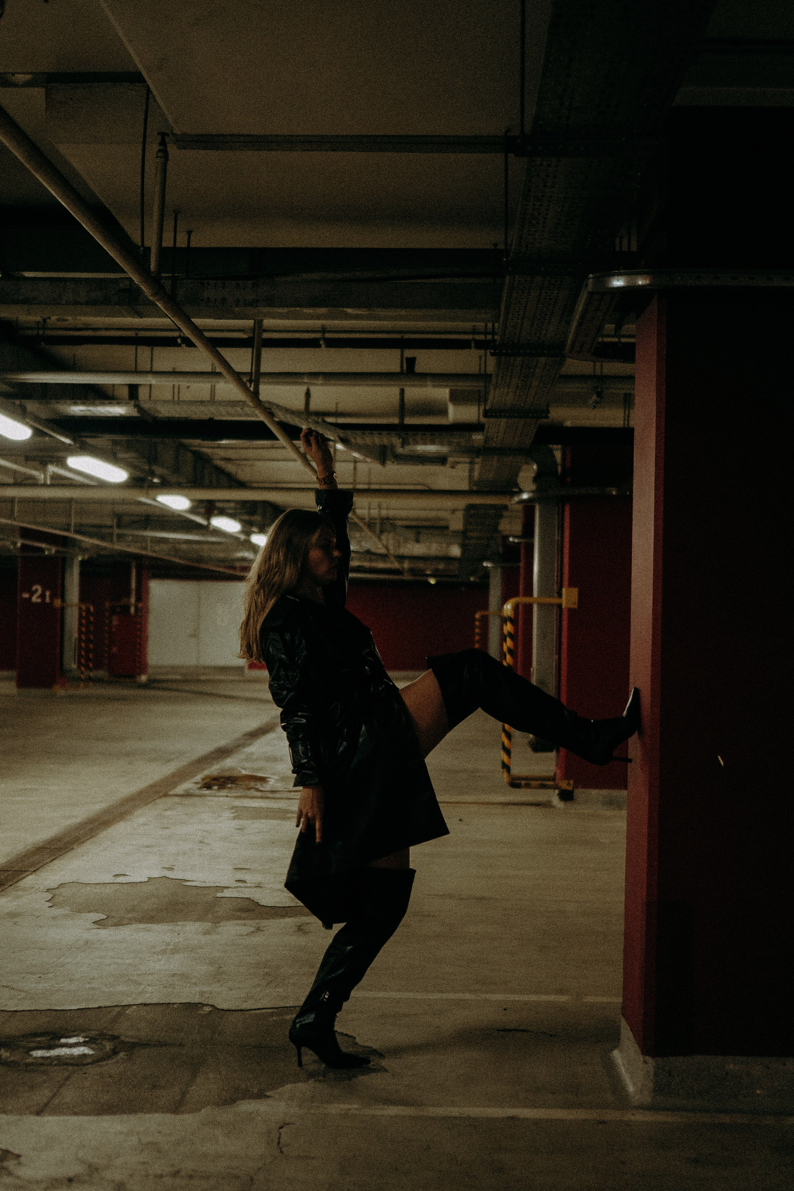 НА ПАРКОВКЕ. Профессиональный фотограф, Санкт-Петербург — Виктория Богомолова