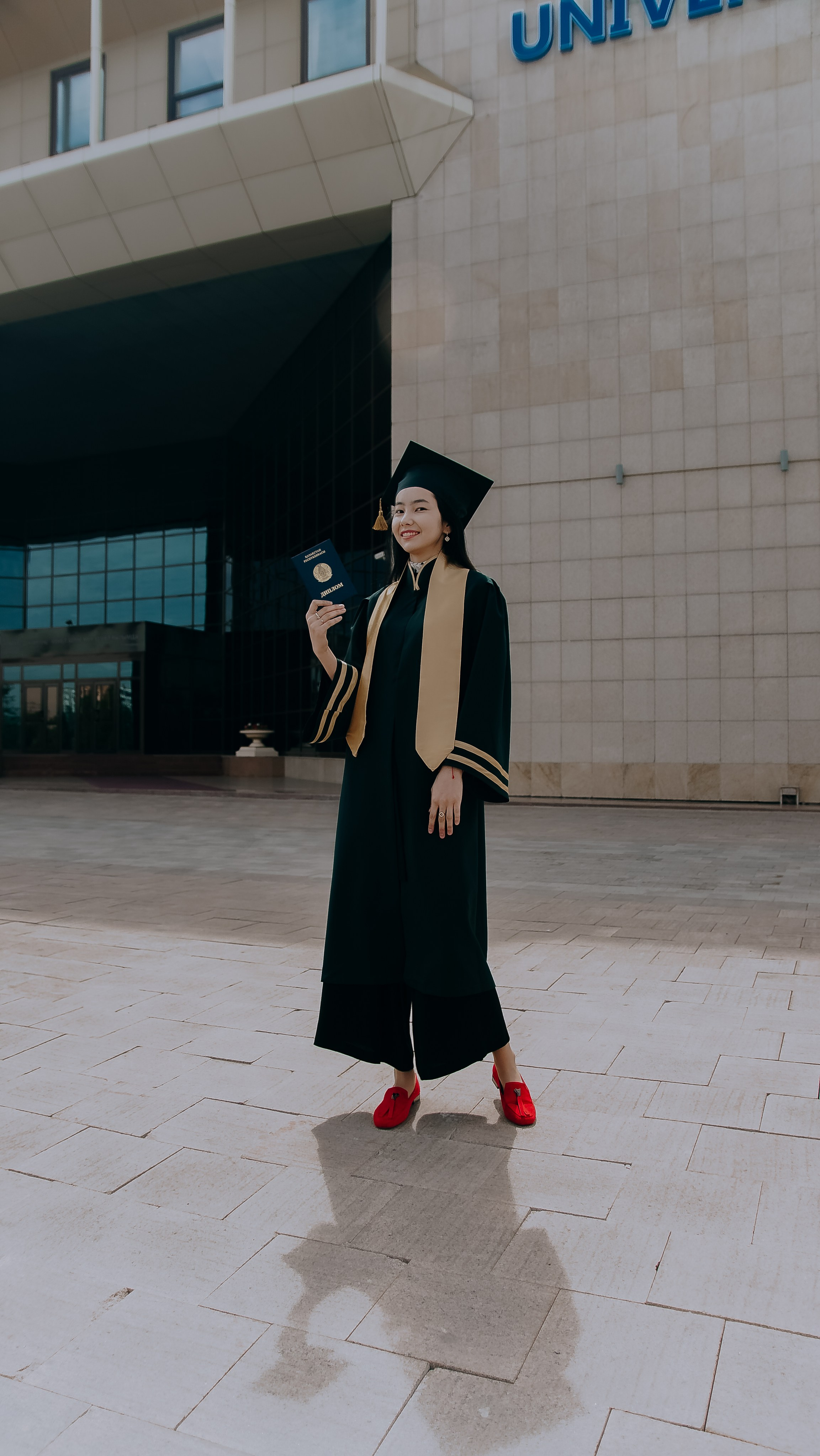 Выручение диплома ЕНУ. Уличный и студийный фотограф в Астане Ержанов Нурасыл