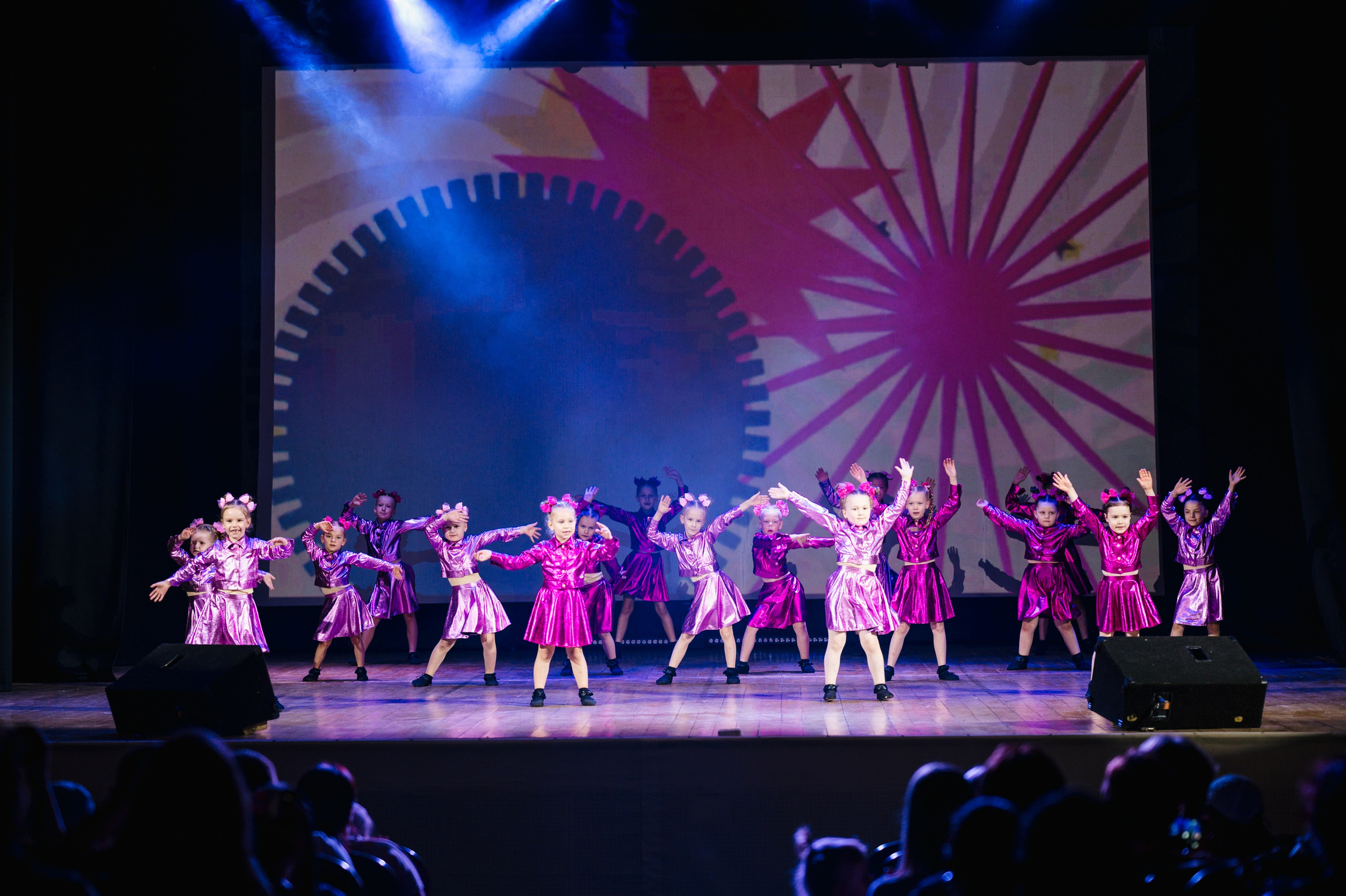 Отчетный концерт. ЭХО