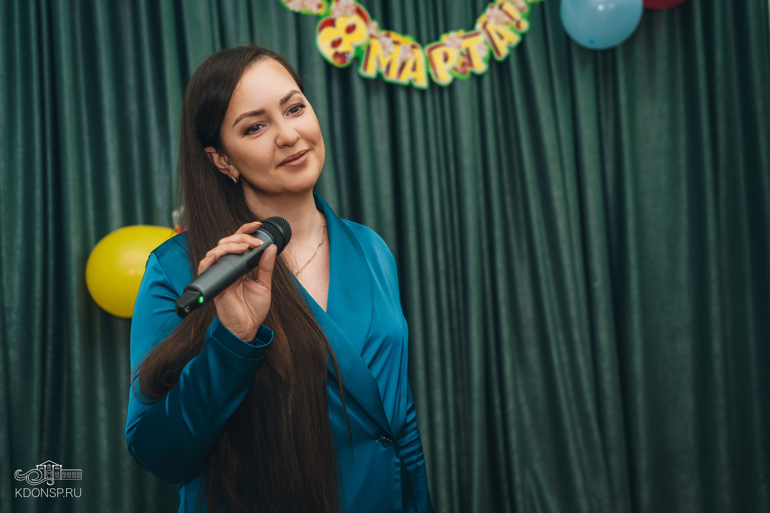 В преддверии праздника весны. Новотитаровский Дом культуры