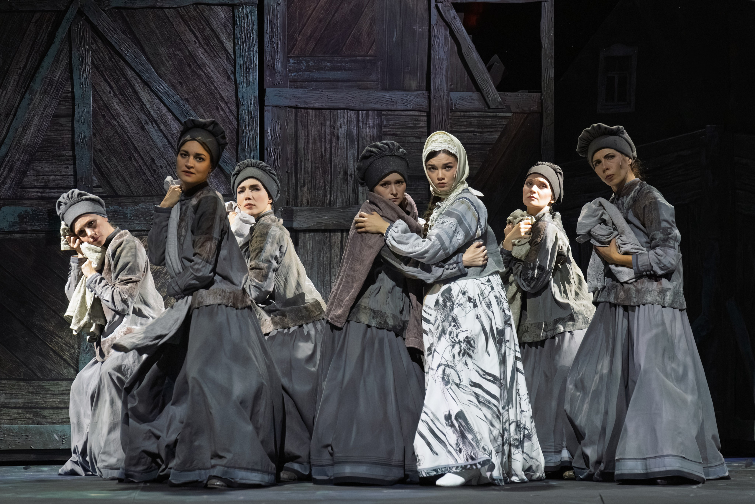 Театр Терезы Дуровой: Малахитовая Шкатулка. Сайт фотографа Сергея Абрамова