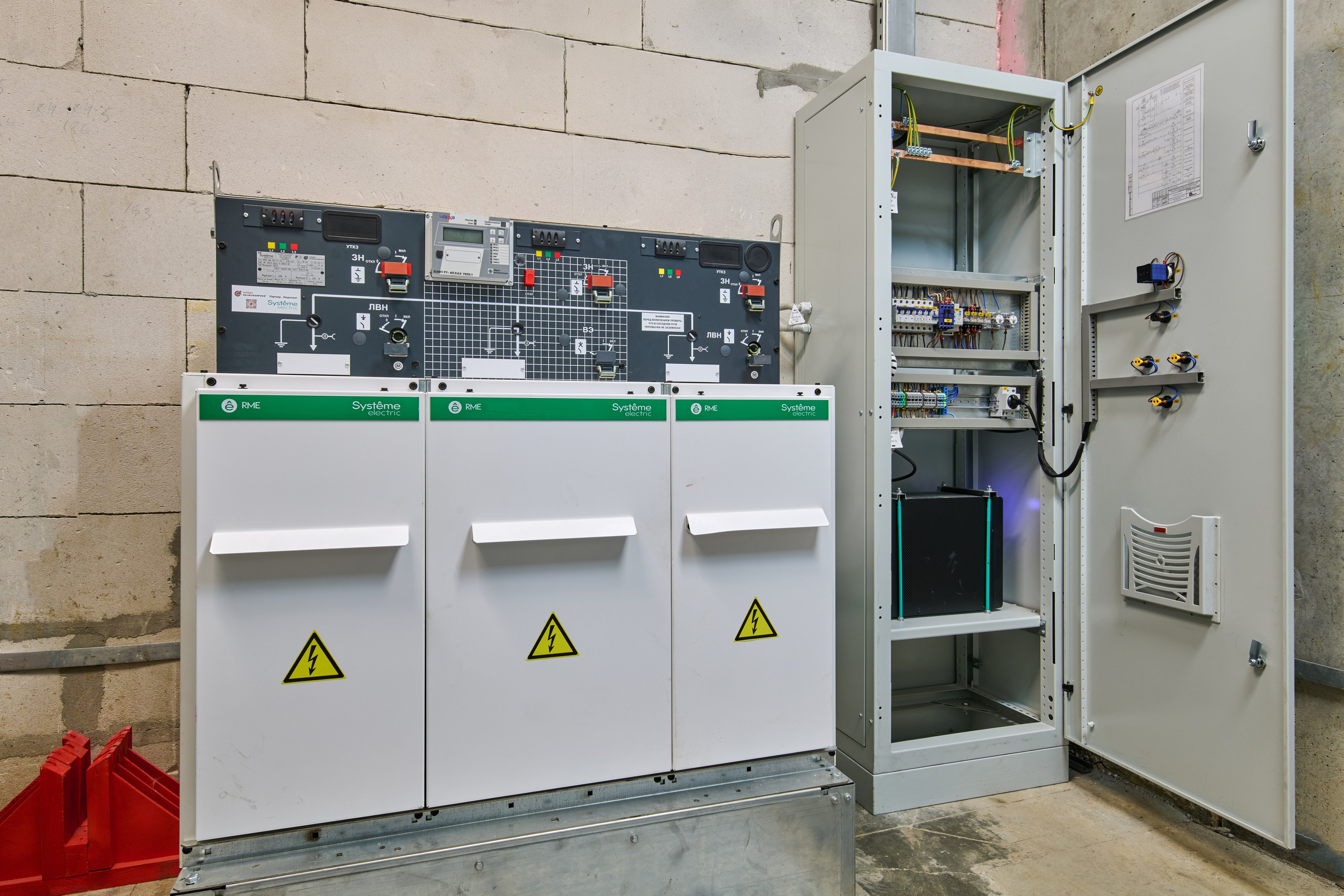 Защитный щит. Автомобильный и интерьерный фотограф в Минске Александр Тагаев