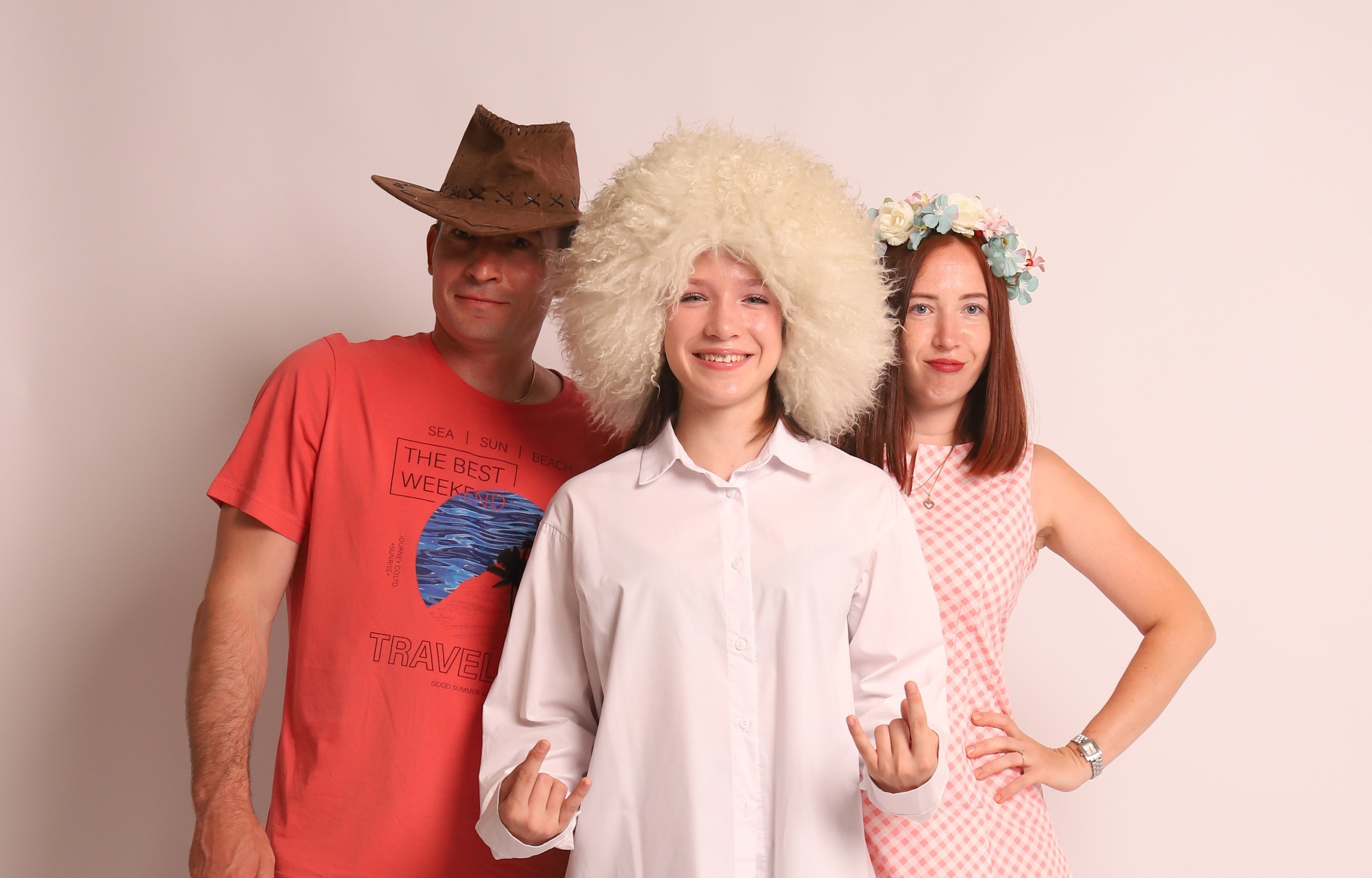 Реальные фотографии наших гостей. Фотостудия самообслуживания. Студия без фотографа в Твери