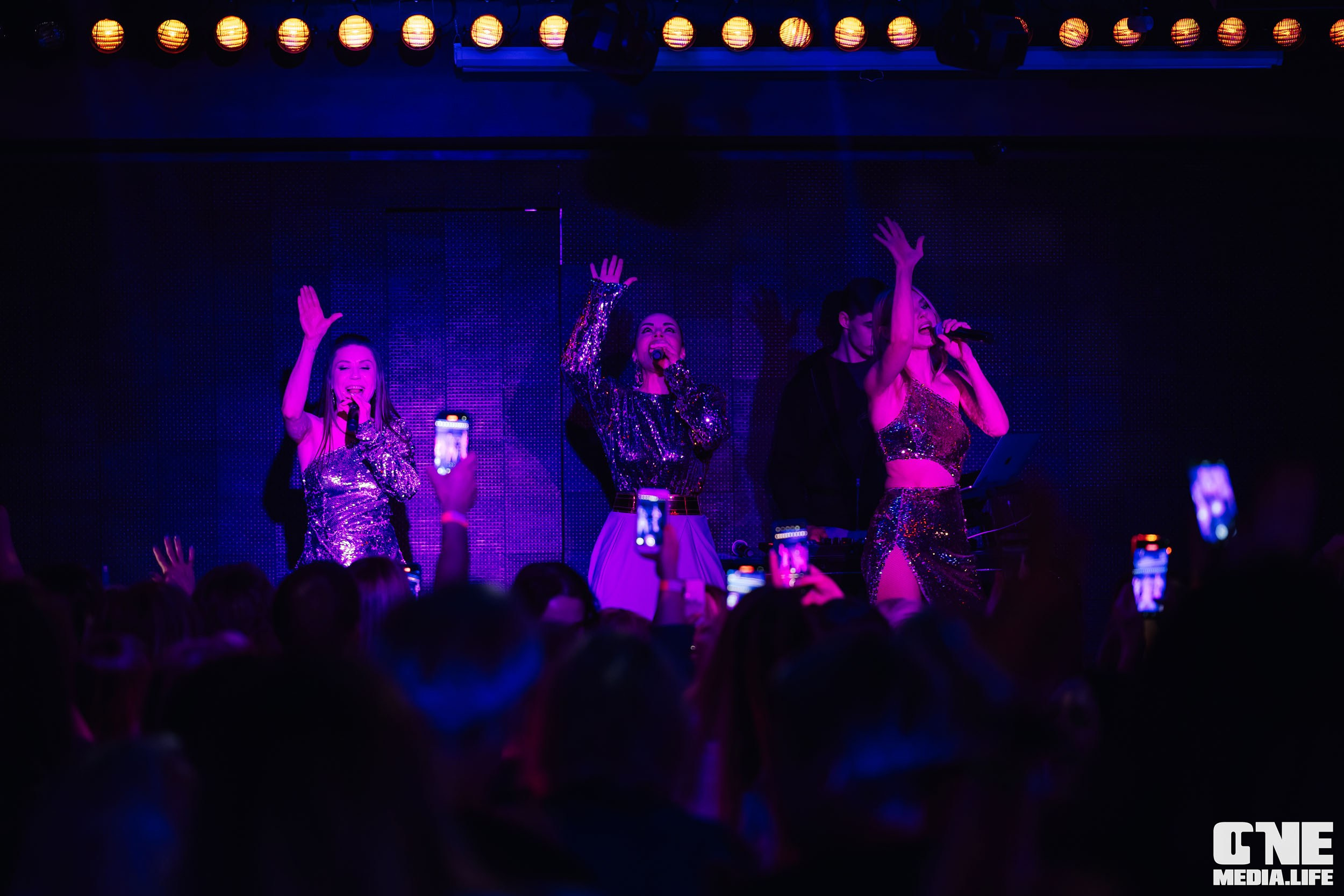 Концерт группы стрелки в Планете 13 апреля. One Media Life: фоторепортажи, фотоотчеты с мероприятий и заведений