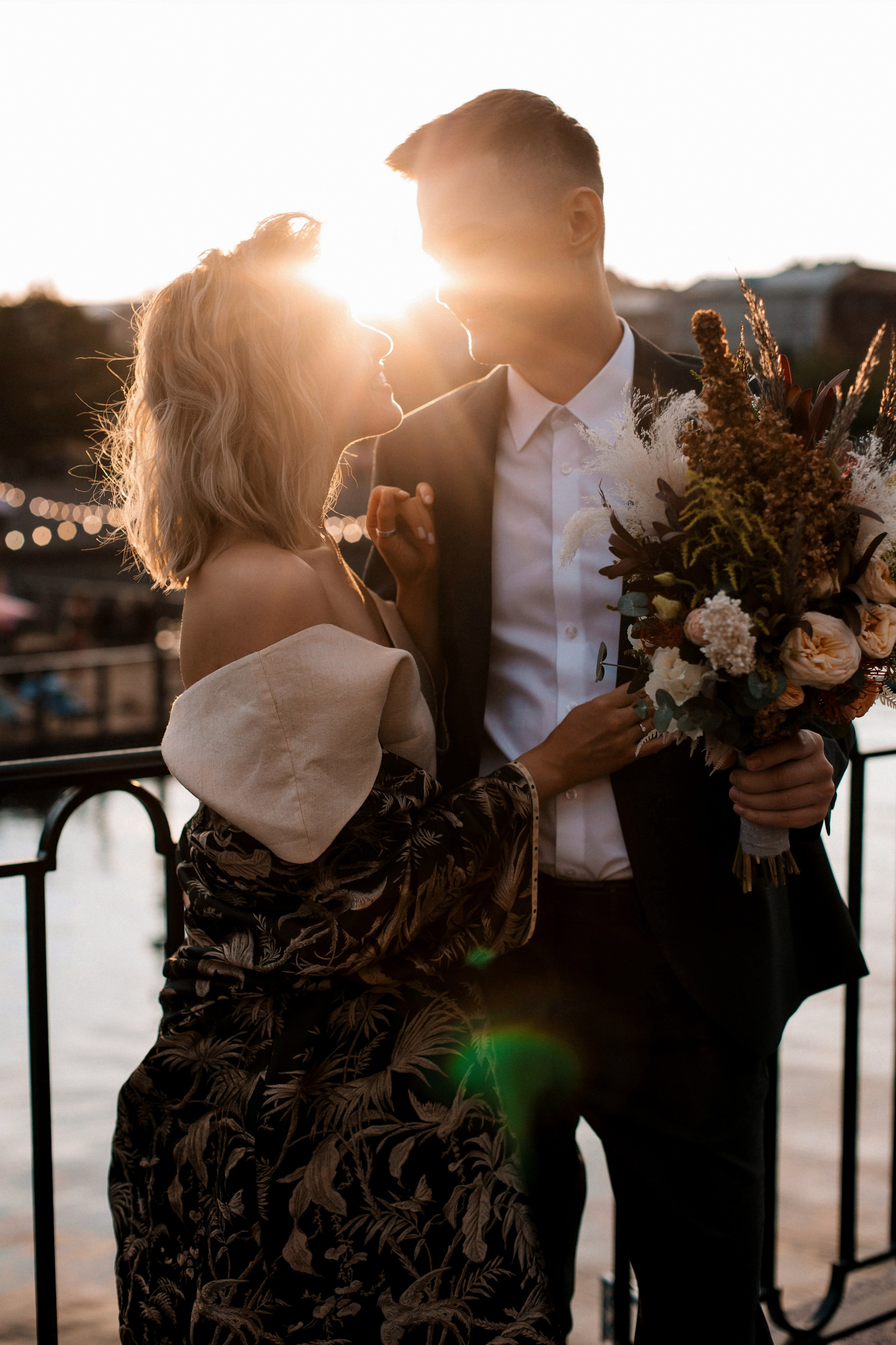 Свадьба для двоих с прогулкой в Выборге. Свадебный фотограф в Санкт-Петербурге Вика Стукачева