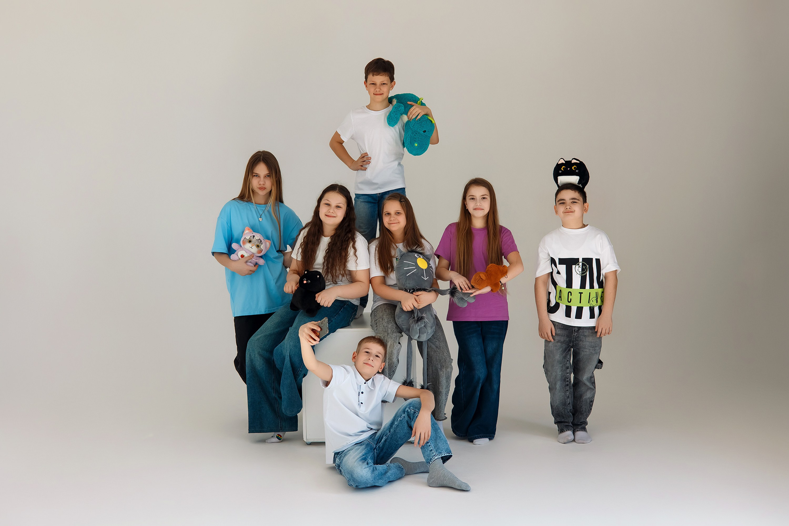 4 класс съемка в фотостудии. Фотограф Любовь Корниенко, Примоский край