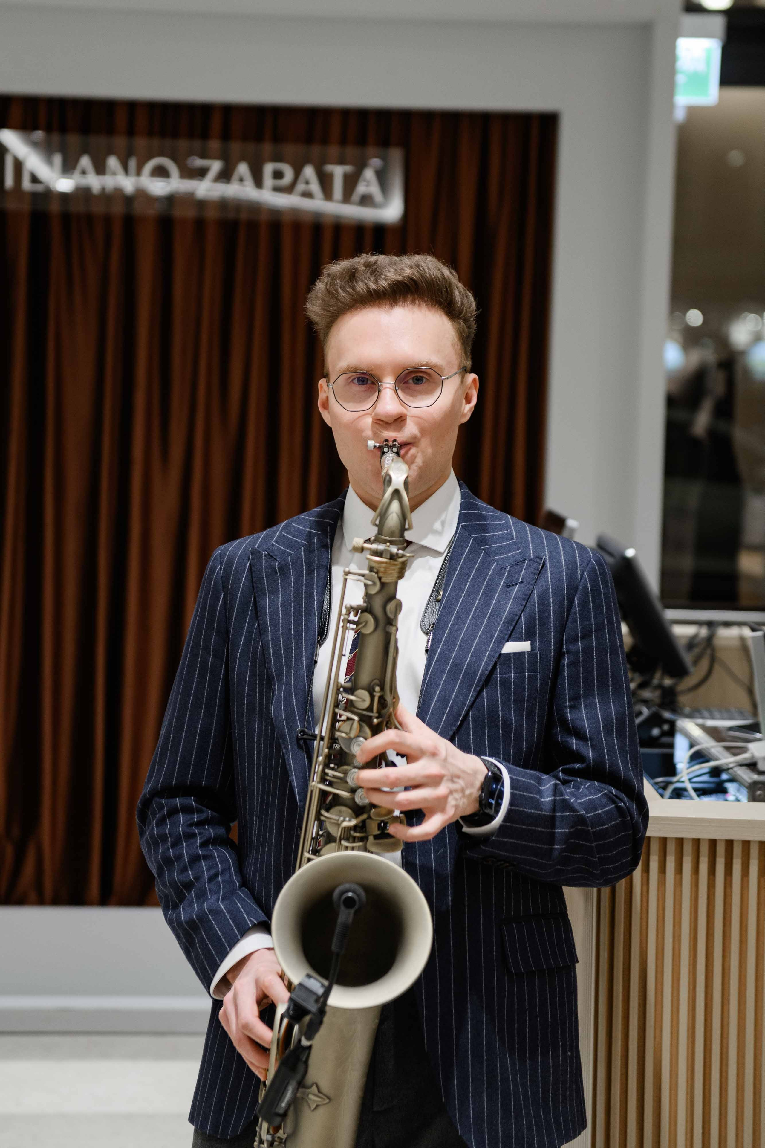 Репортаж светского вечера в бутике Emiliano Zapata — Александр Киямов