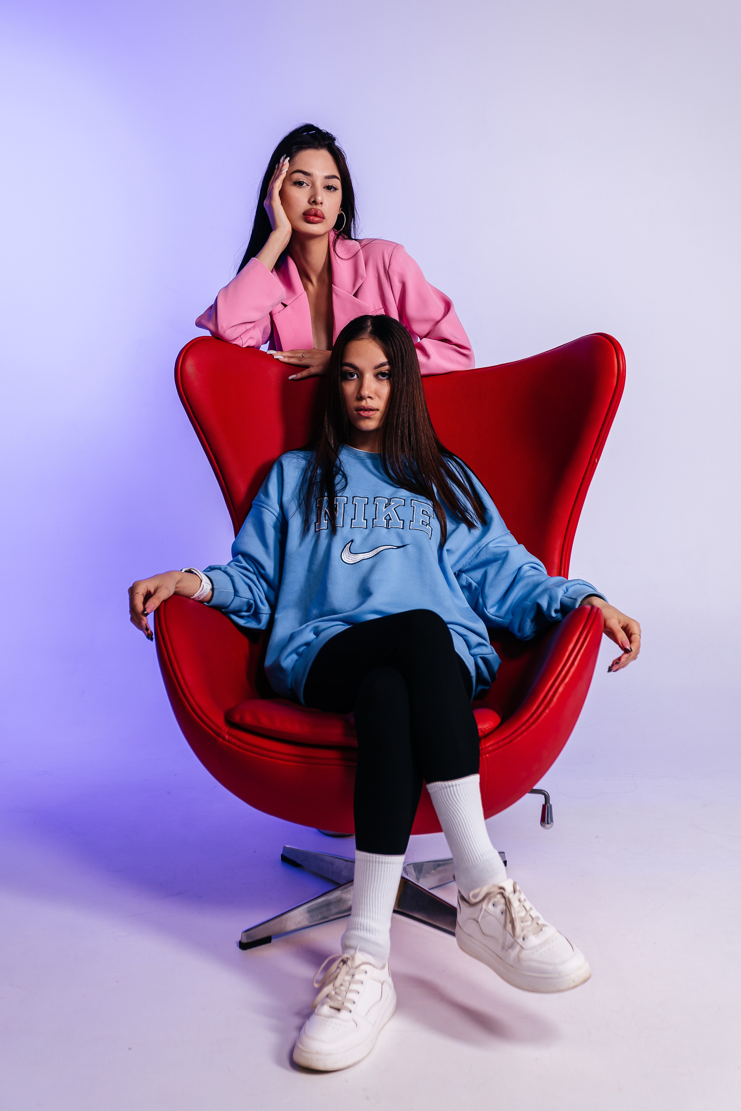 Студийная фотосессия для подруг. Вика и Маша. Александр Оношкин. Свадебный фотограф в Екатеринбурге