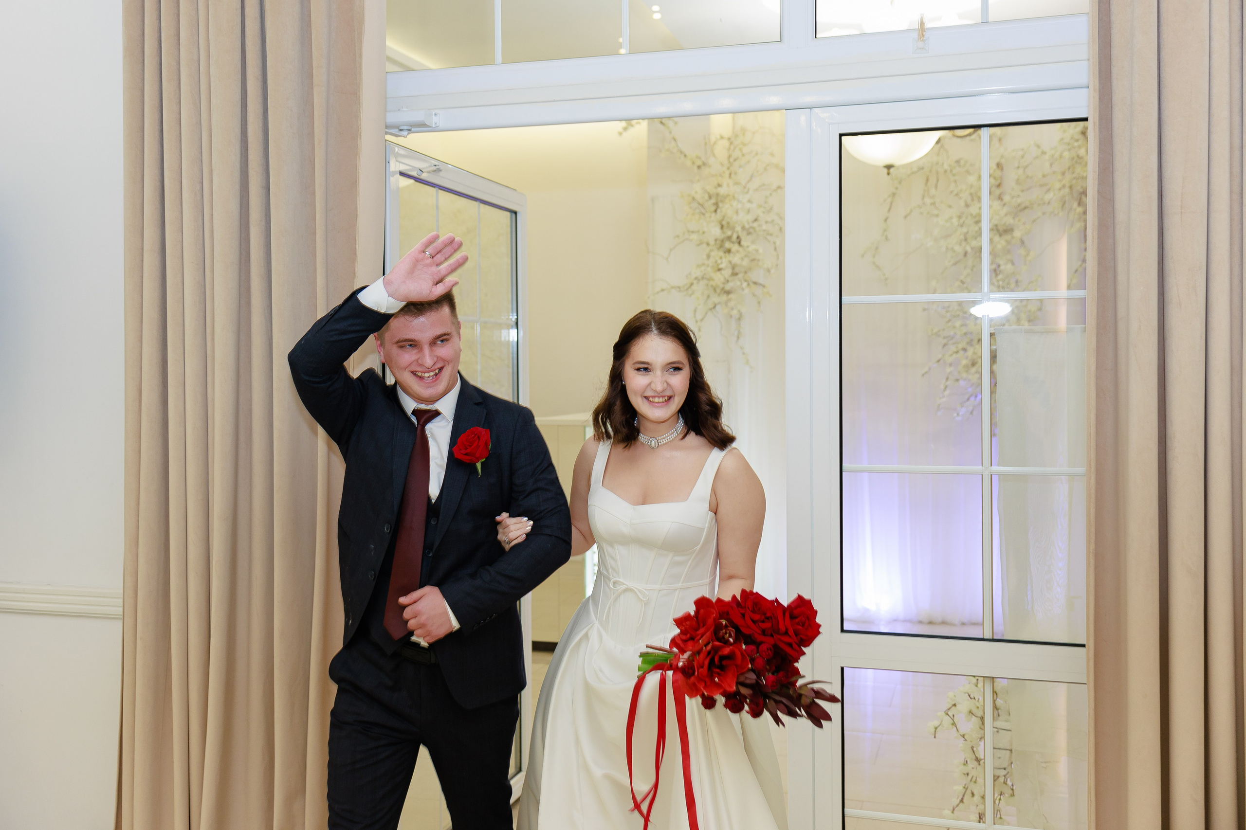 Данил и Сабина банкетный зал Beyaz Hall. Фотограф и видеограф в Крыму и Севастополе