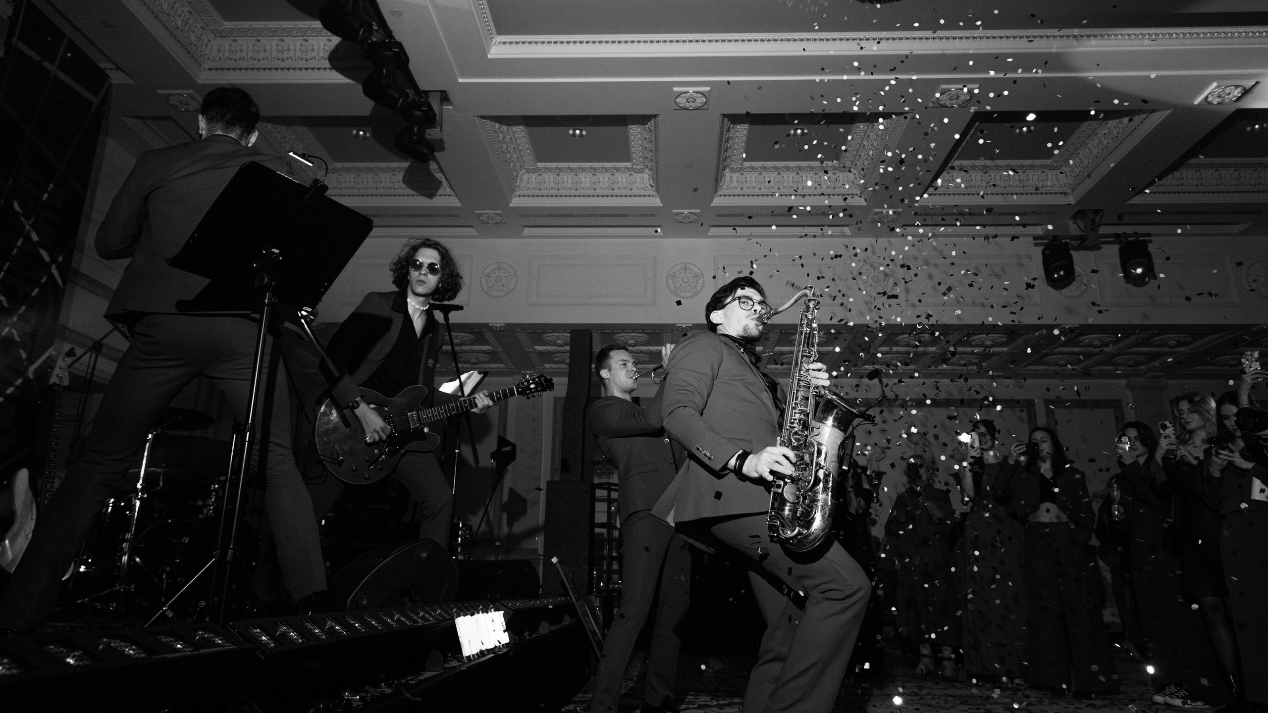 Red ball. Свадебный фотограф в Санкт-Петербурге и Москве Андрей Чернов