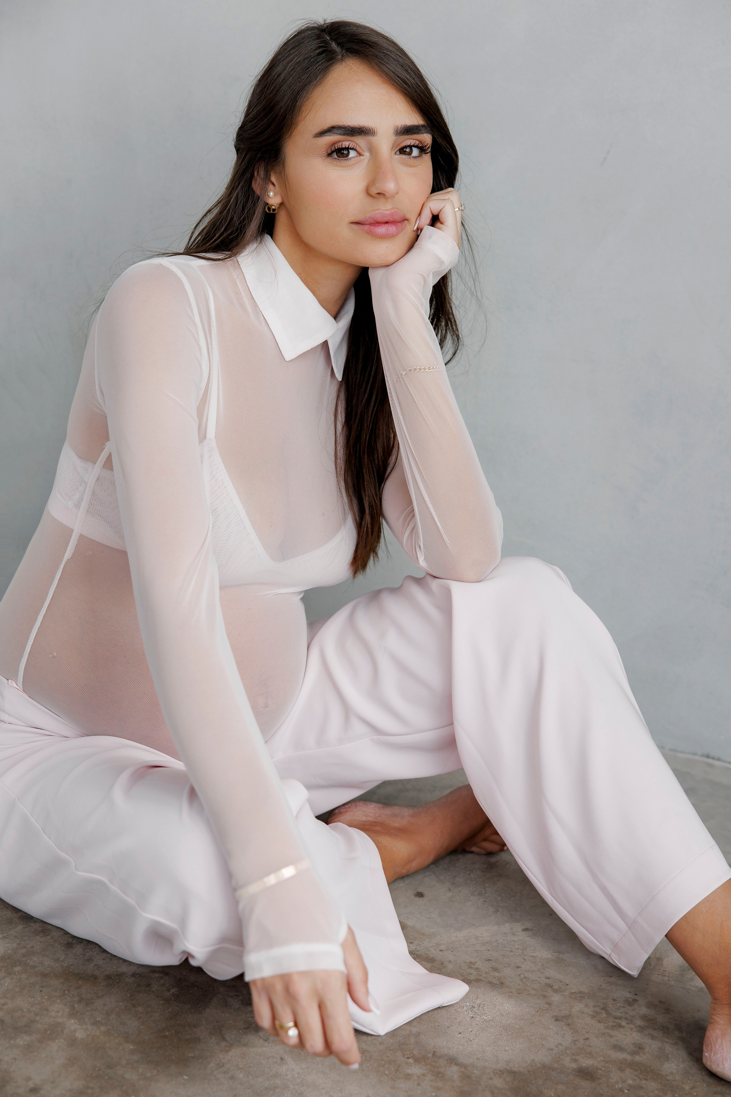 Pregnancy photoshoot inside the studio in Tel Aviv. Главная