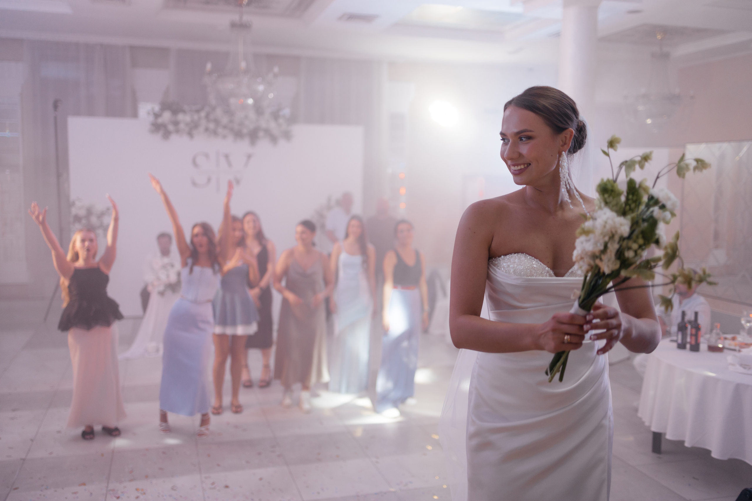 Нежные мгновения свадьбы: Семён и Вероника. Фотограф Семён Гнеушев