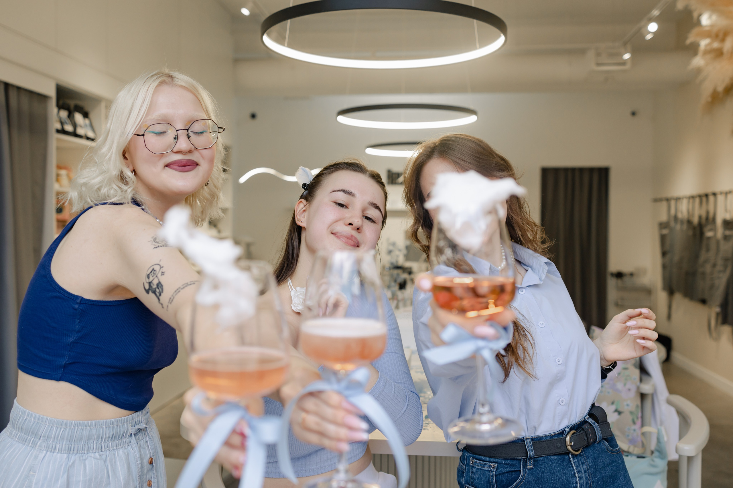 Rewax 29.07.24. Репортажный и портретный фотограф в Санктпетербурге. Видиосъемка мероприятий в Санкт-Петербурге