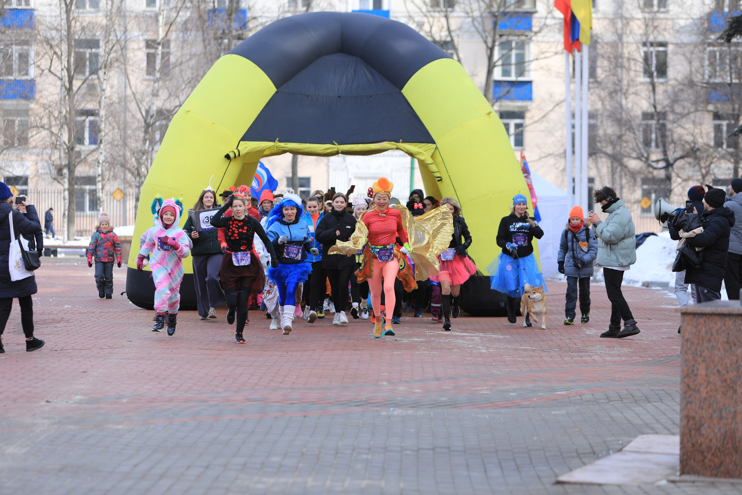 Эстафета Игрушки, 8 марта 2023 г. Фотограф Сергей Ловкий