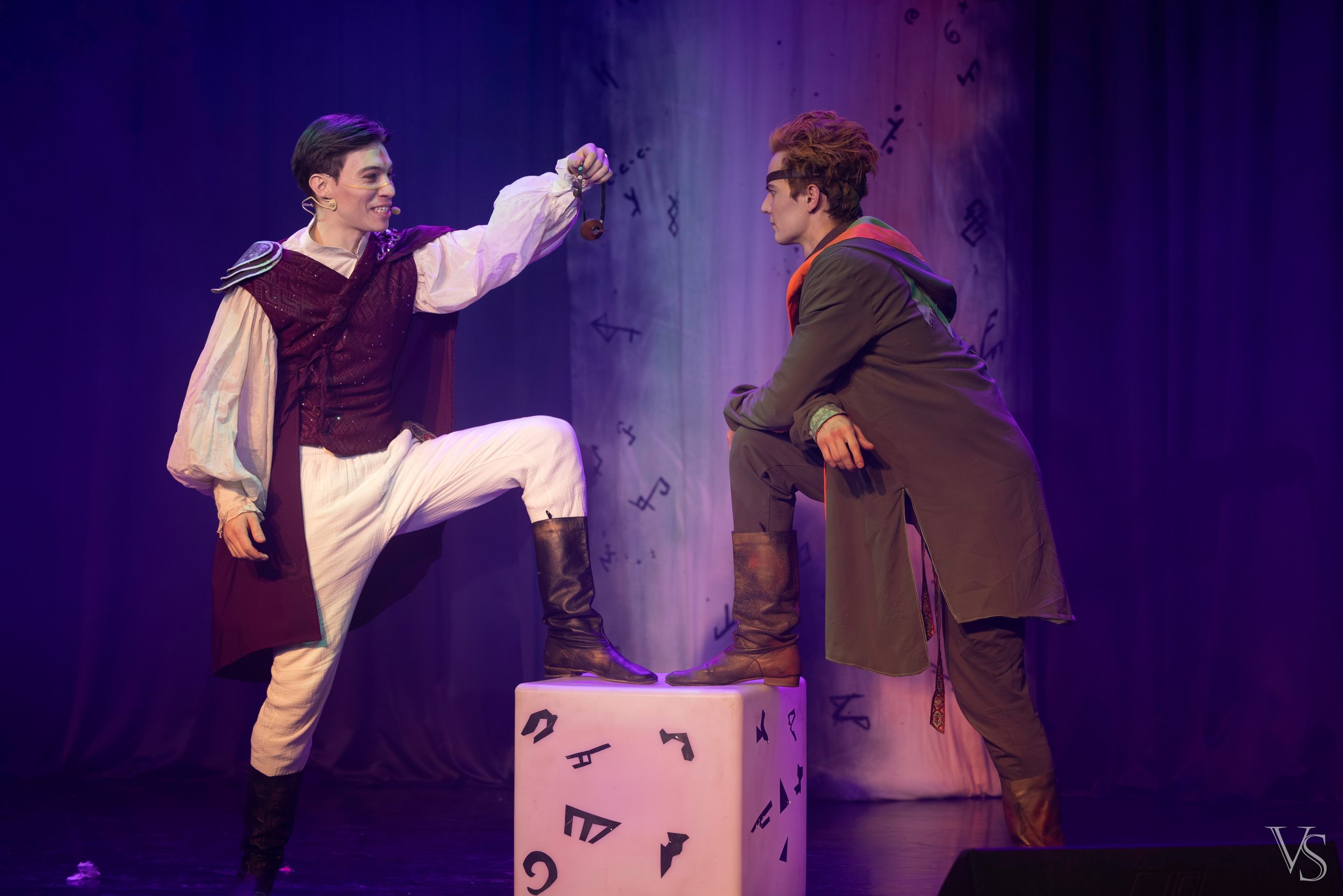 Книга стихий 25.01. Фотограф Виктор Степанов