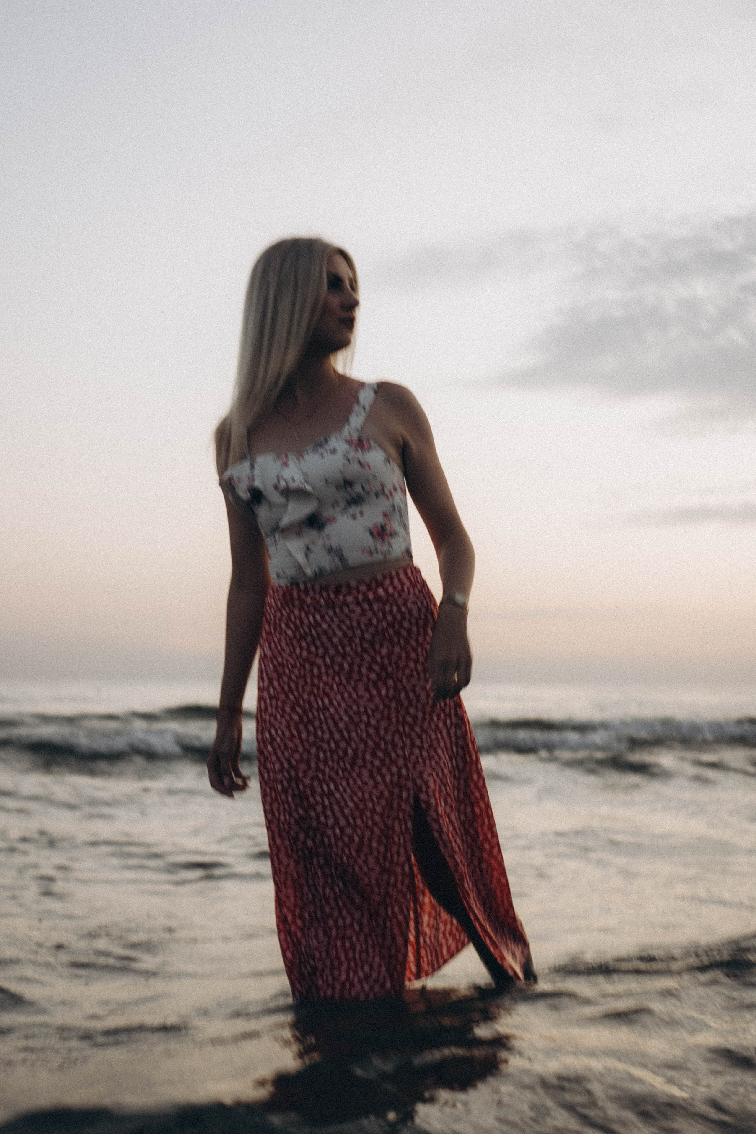 Июльский вечер на берегу черного моря. Профессиональный фотограф, Санкт-Петербург — Виктория Богомолова