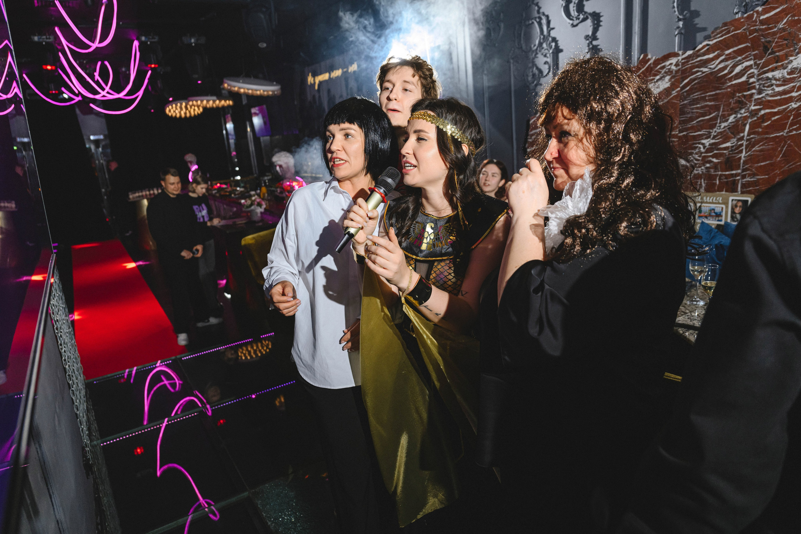 Happy Birthday. Максим Комаров — Профессиональный фотограф