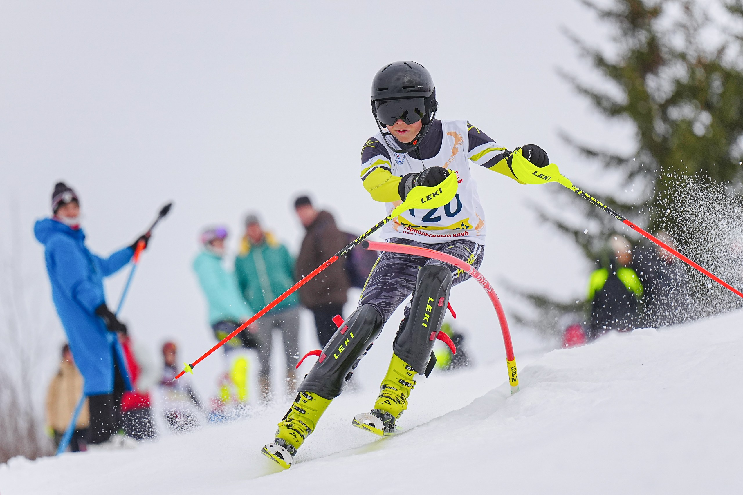 SL (Slalom) - Слалом. Соревнования по горнолыжному спорту. Московская область, Шуколово