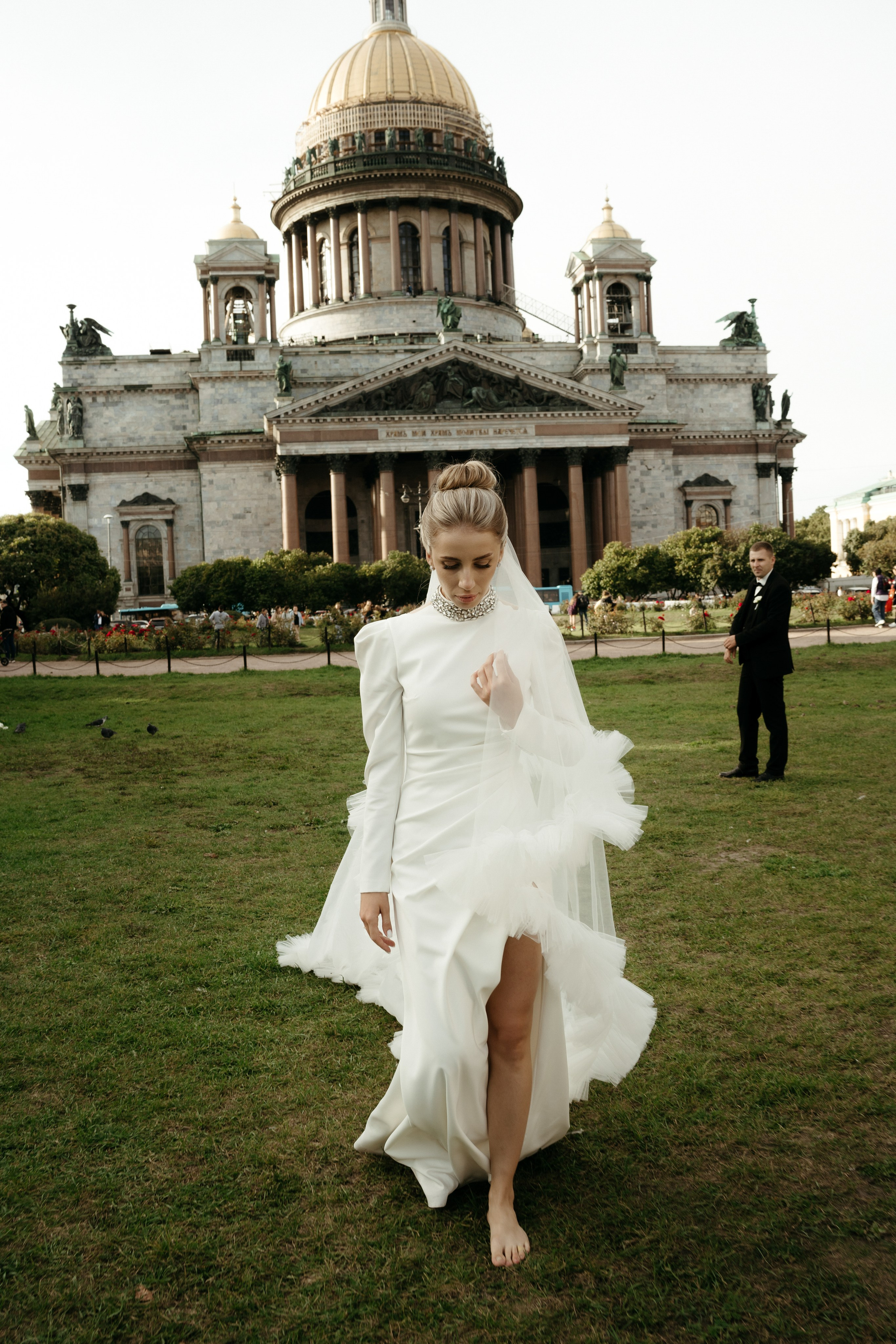 Однажды в летнем саду. Свадебный фотограф в Петербурге Таша Вайб