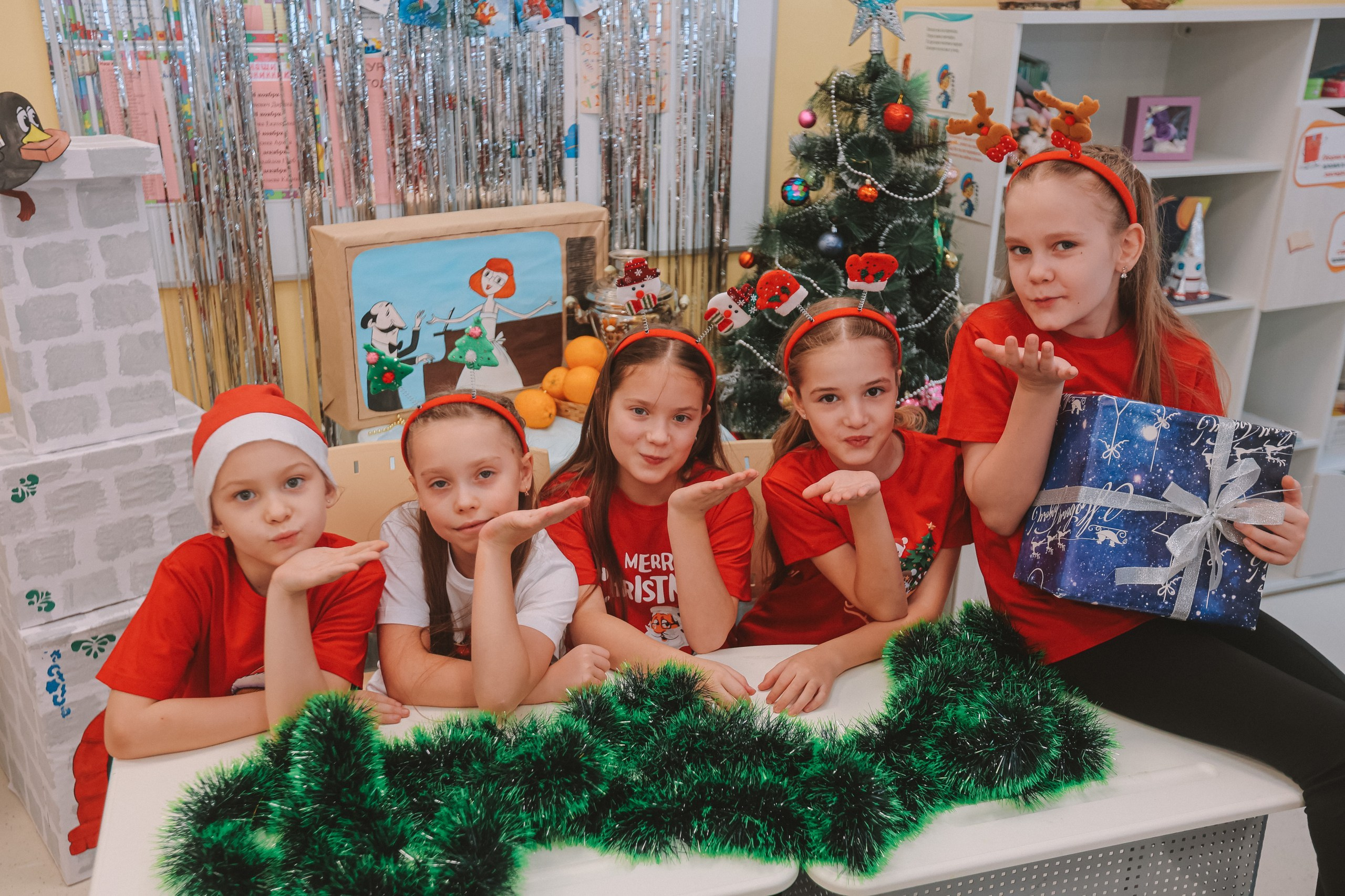 Новогодняя в школе 2 класс. Семейный фотограф Тюмень, фотограф на роды Салмина Мария