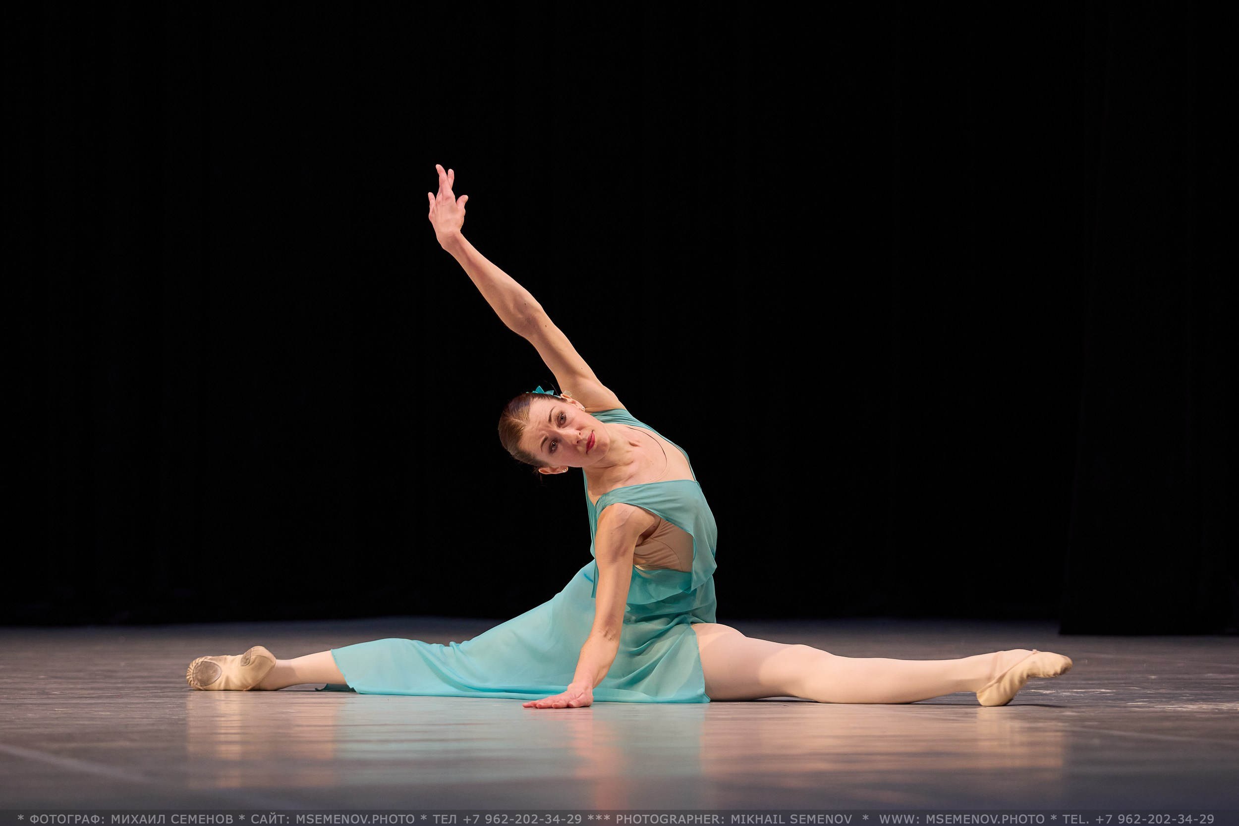 АНОНС Концерта «Хореографический дивертисмент» Театра Балета. Photographer for business Mikhail Semenov. Aqua photo studio, photo school