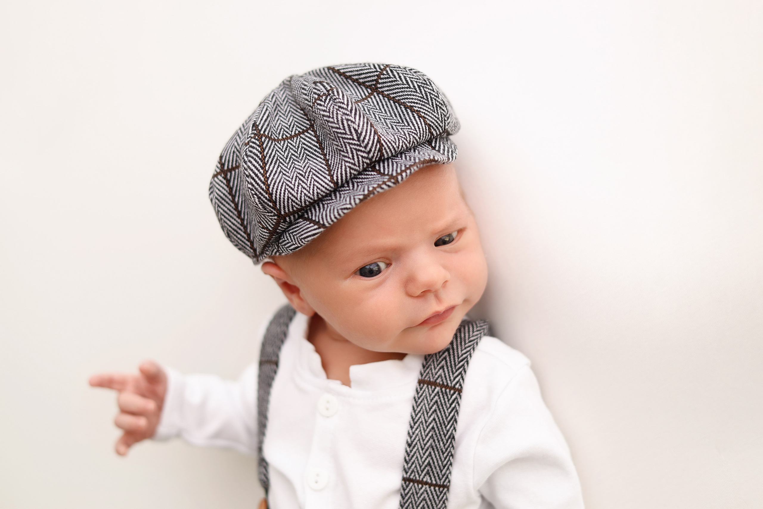 Ньюборн съемка Мирона. Фотограф новорожденных в Бутово. Фотограф новорожденных Москва. Ньюборн фотограф Москва