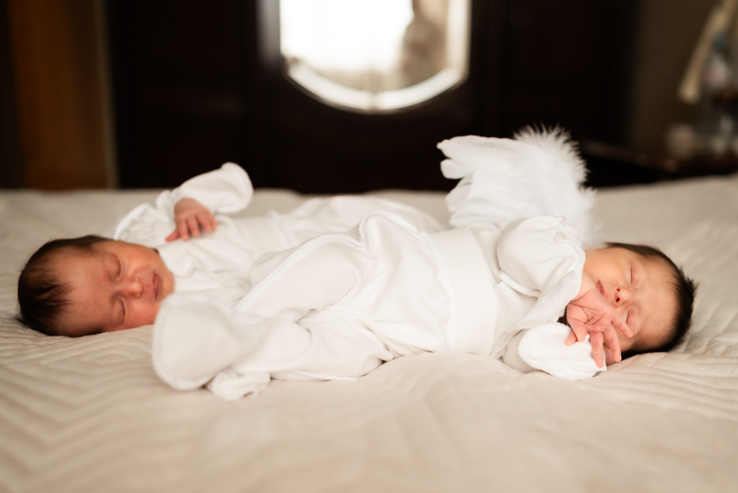 NEWBORN ДВОЙНЯШКИ. Фотограф Ксения Огородова портфолио