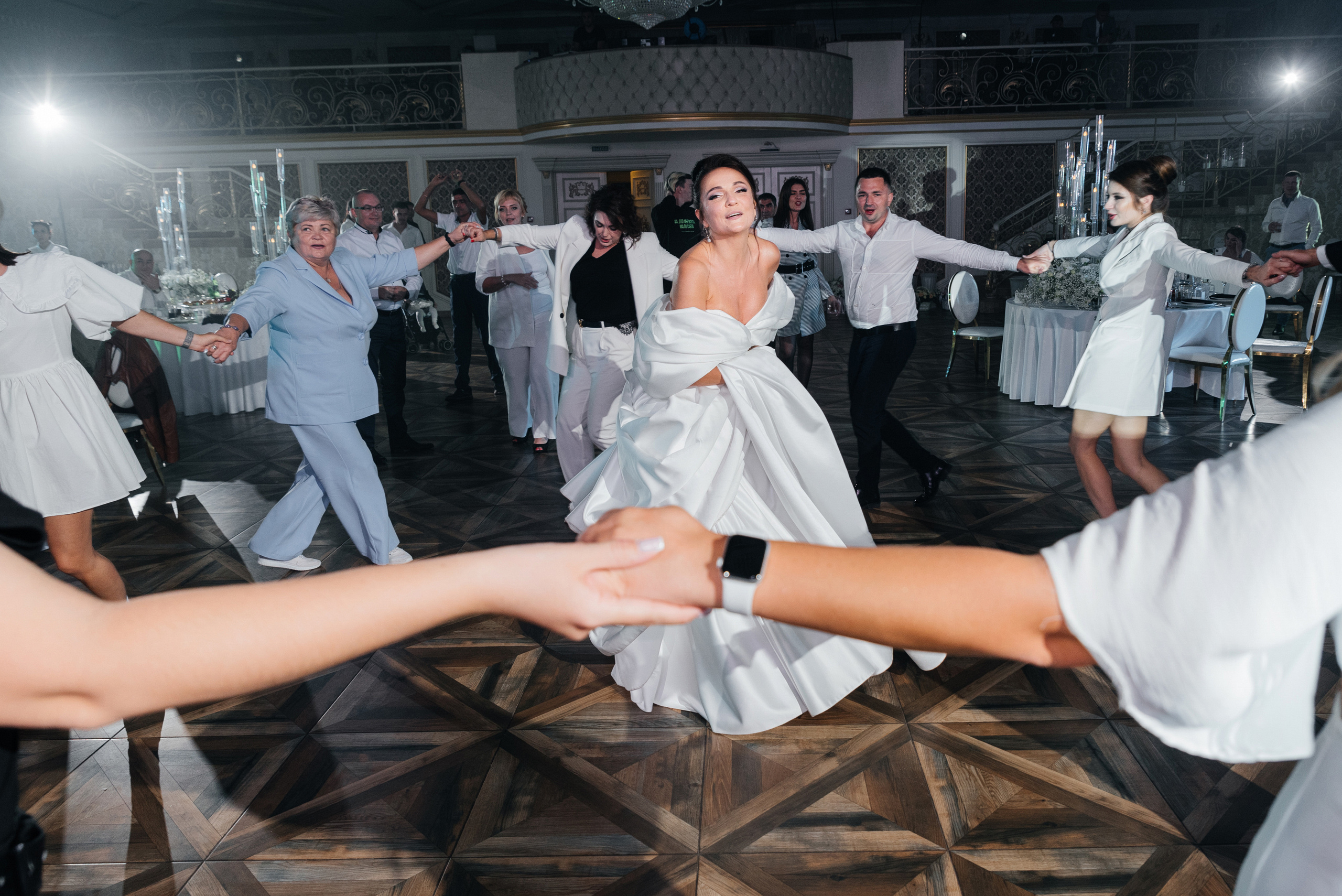 Пётр & Вера (White Wedding). Wedding photographers Alex Abramyan