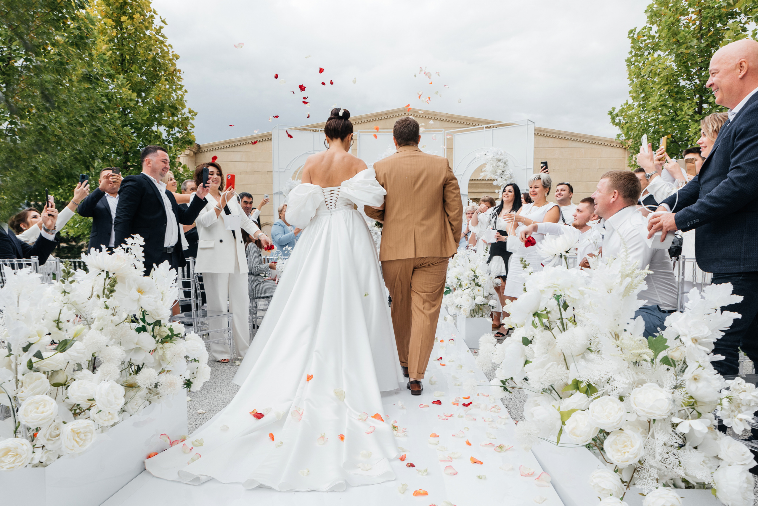 Пётр & Вера (White Wedding). Wedding photographers Alex Abramyan