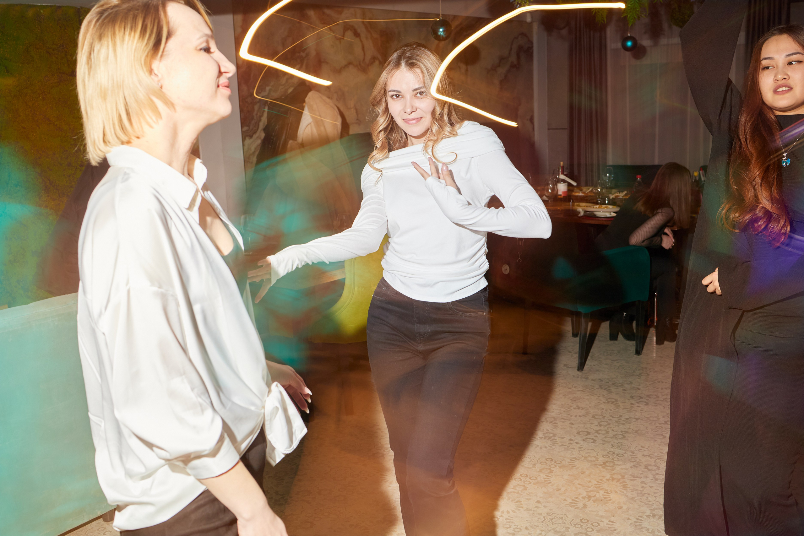 MAXIM & DAMIR | FOREST BAR | 8 МАРТА!. Главная