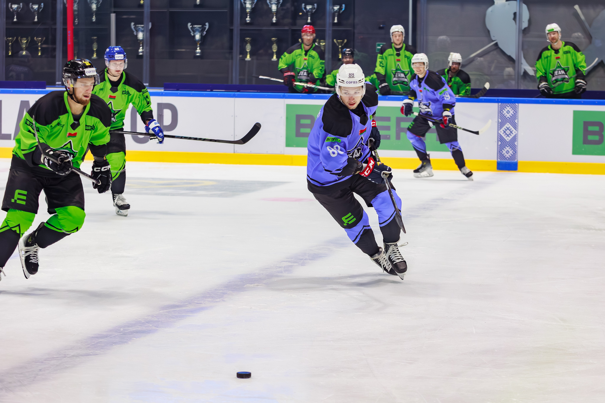 Благотворительный хоккейный матч BETERA. Репортажный фотограф Минск ❘ Костецкий Илья ❘ Беларусь