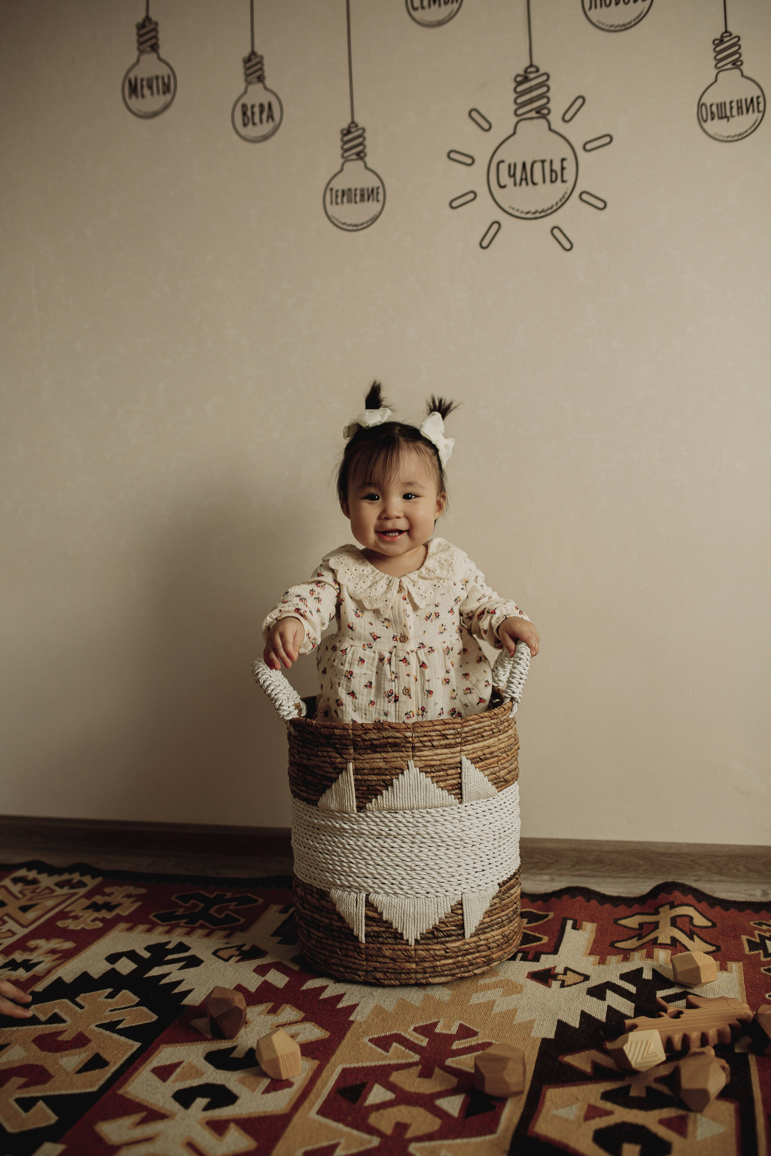 Семейные объятия в родных стенах. Семейный и свадебный фотограф в Саратове Катерина Оленская