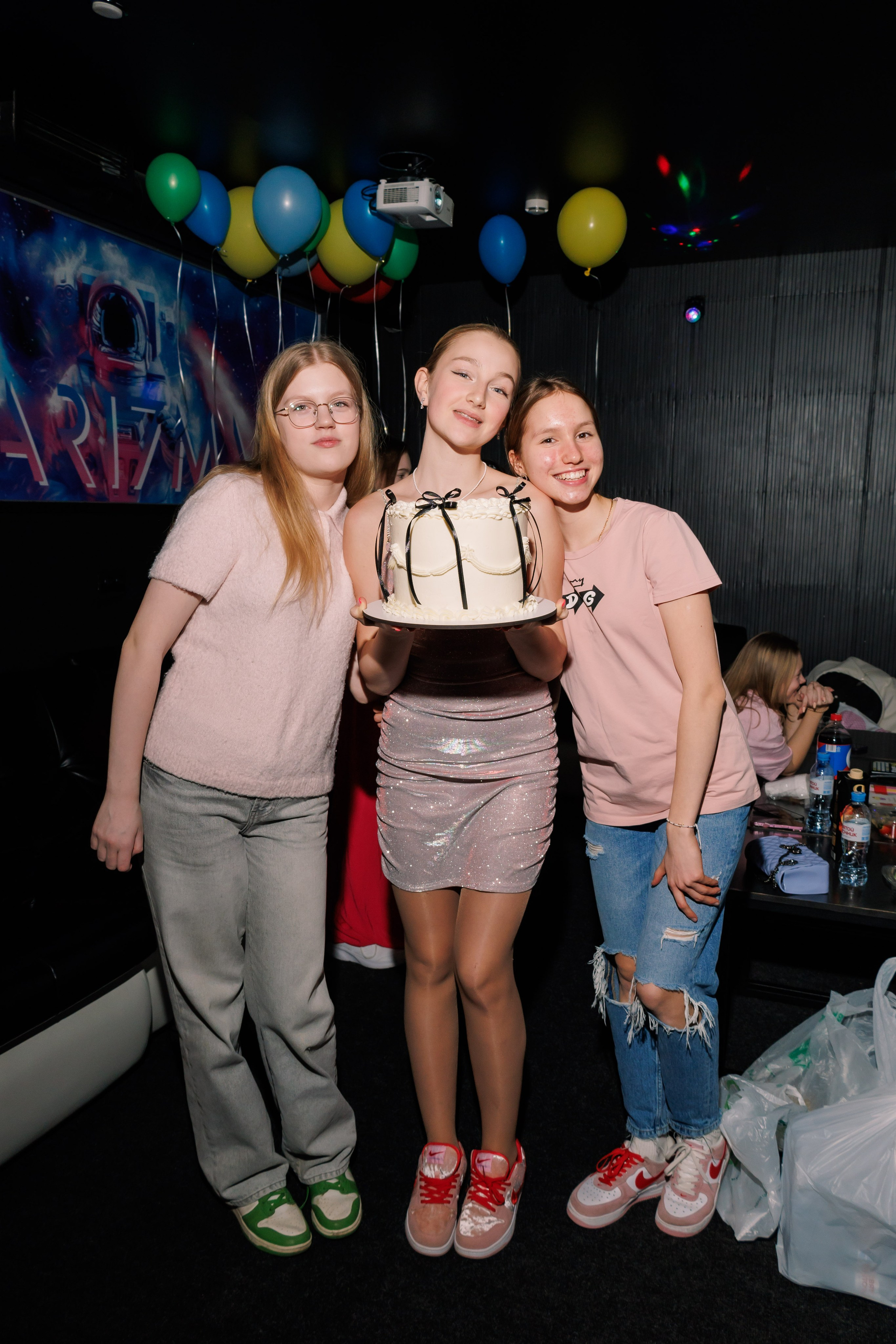 День Рождения в караоке. Фотограф в Москве Дмитрий Емельянов