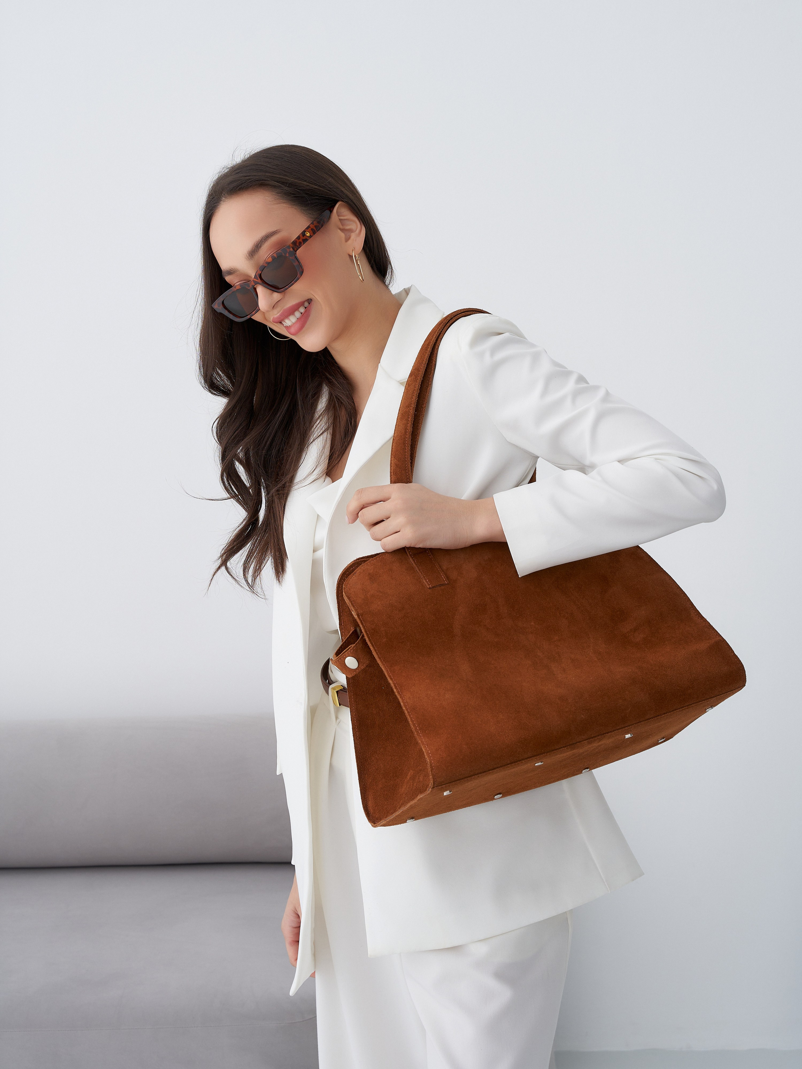 Анастасия З. Контент для маркетплейсов и соцсетей. Фото и видео съемка