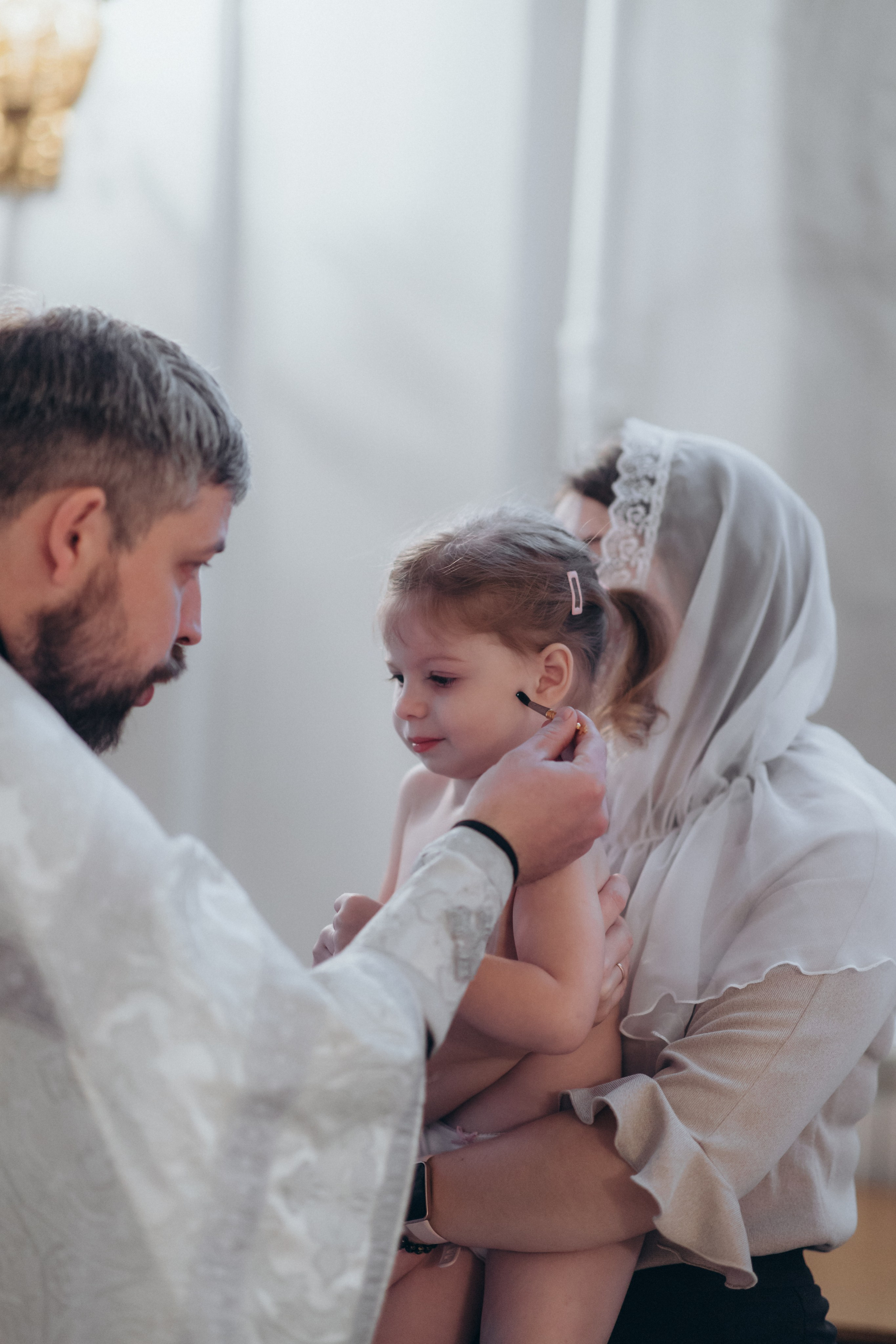 Крещение Веры. Фотограф на крещение в Рязани. Семейный фотограф