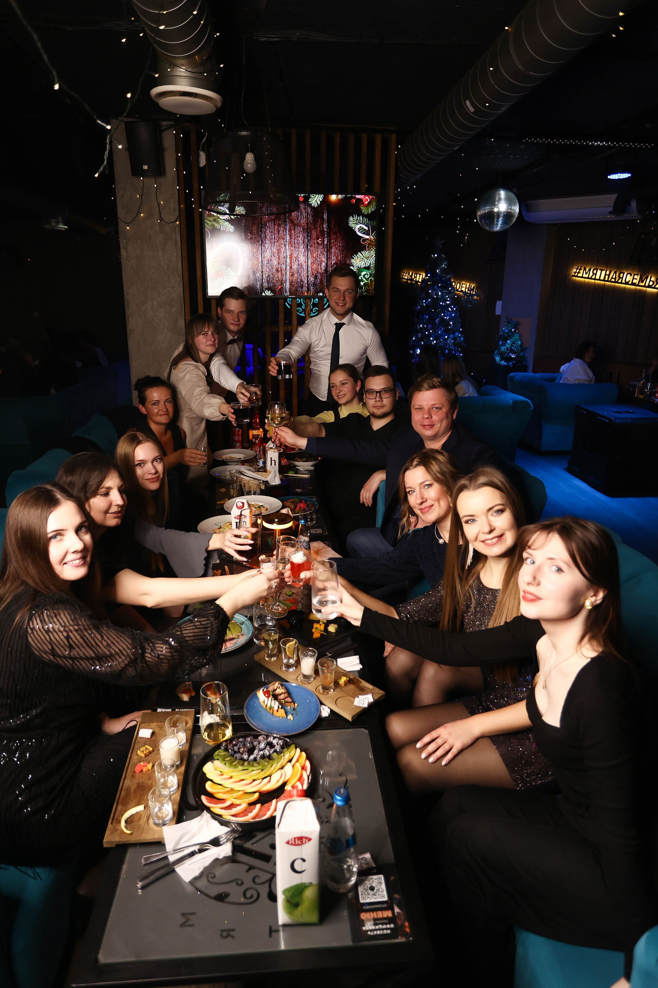 15/12/23 Новогоднее караоке в Мята Спортивная. Мята Спортивная — Кальянная, караоке, бар в Минске