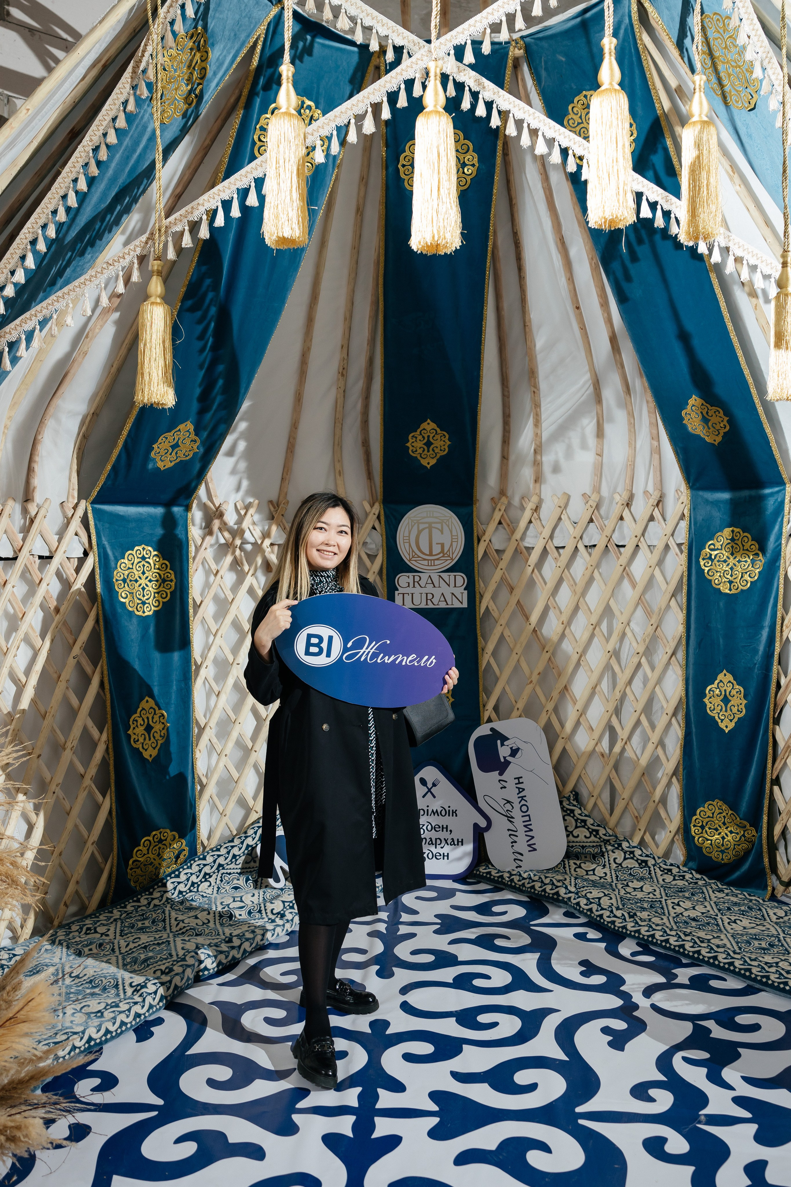 Проект 1. Вручение ключей BI Group. Дата: октябрь 2023. Профессиональный фотограф в городе Астана/Алматы Даурен Сембаев