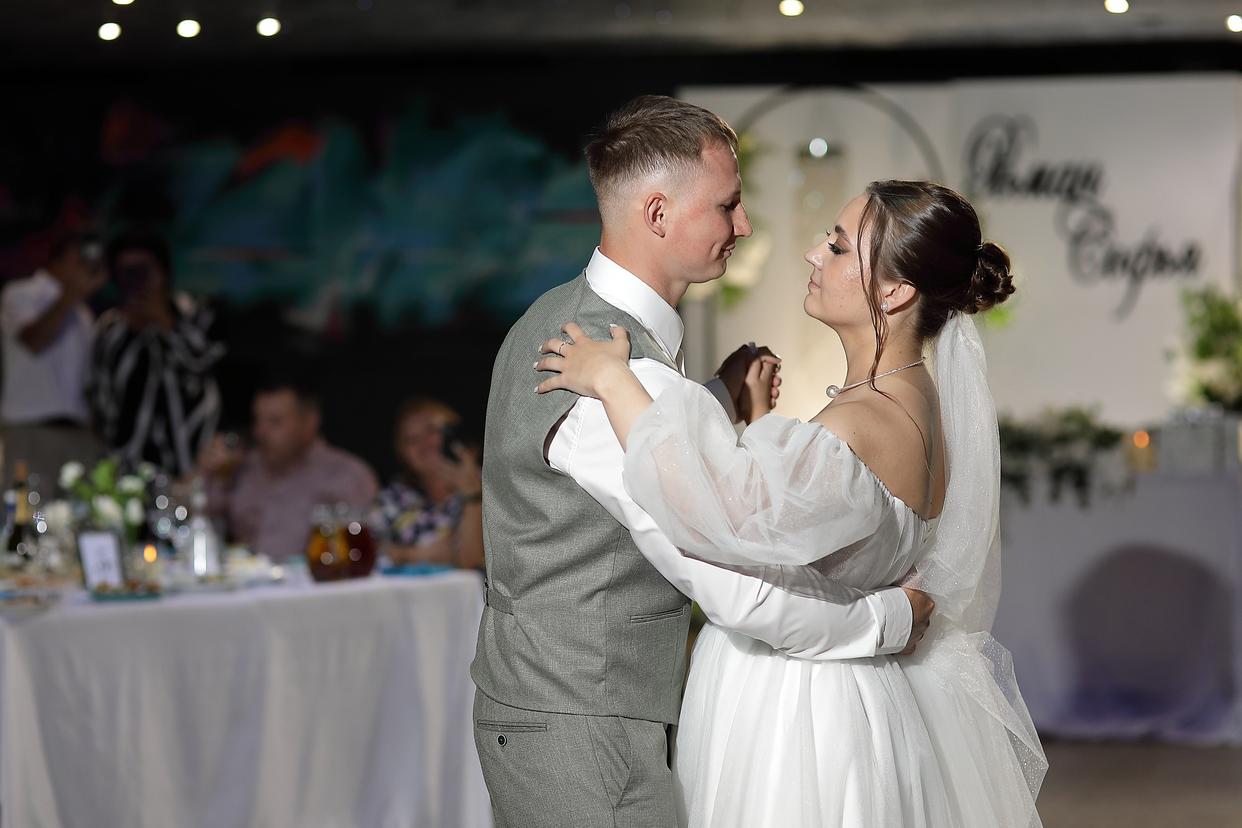 Роман и Софья. Свадебный и семейный фотограф и видеограф в Екатеринбурге Полянские Тимур и Анастасия