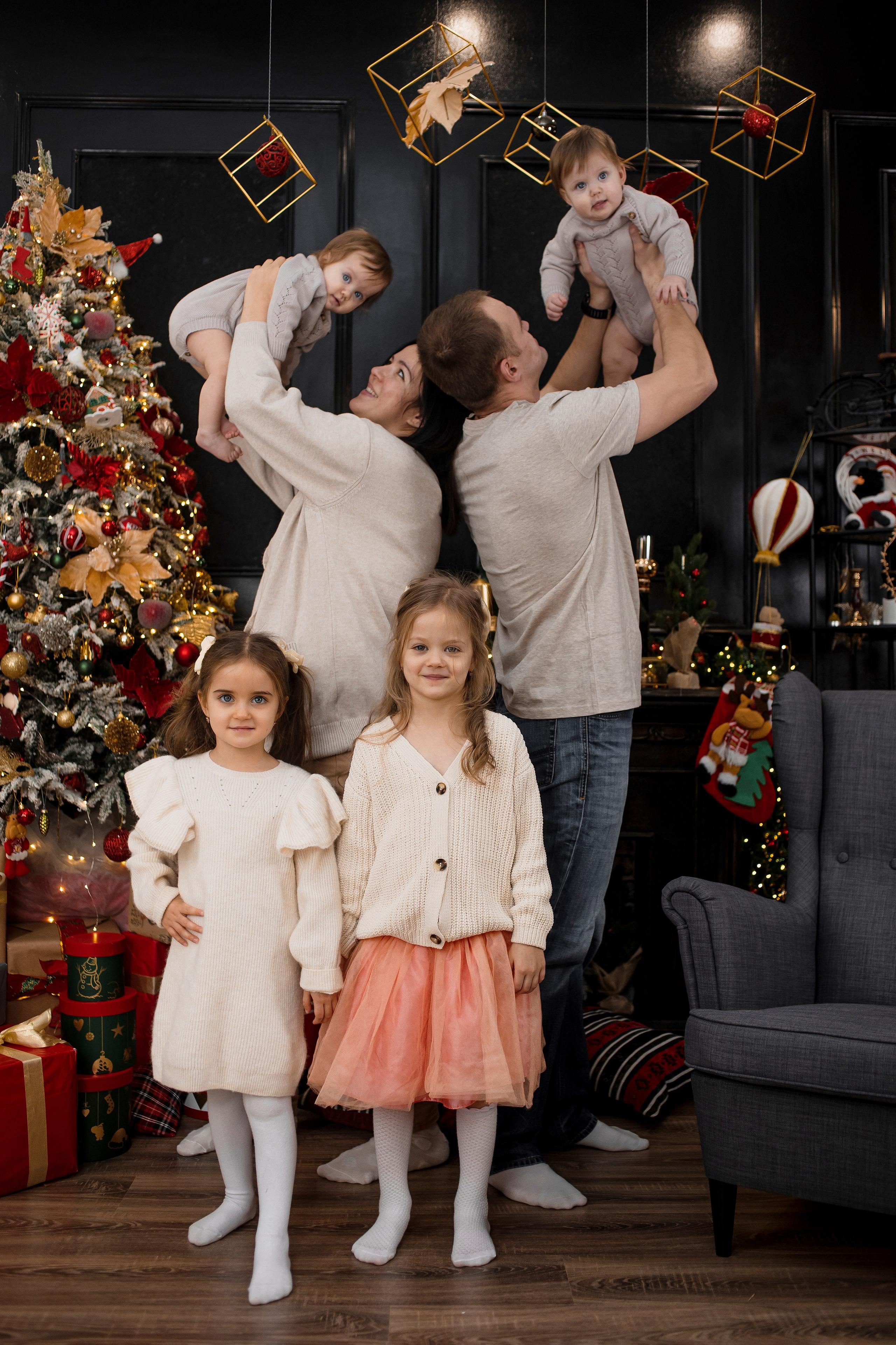 Катерина с семьей. Свадебный и семейный фотограф в Каспийске Алёна Нурмагомедова