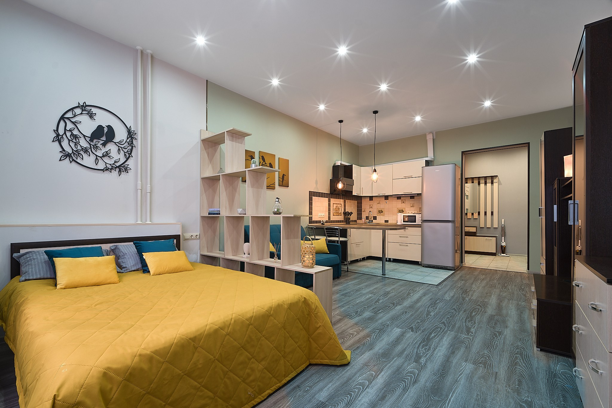 Однушка для посуточной сдачи. Заказчик — АН «Борисов». Главная