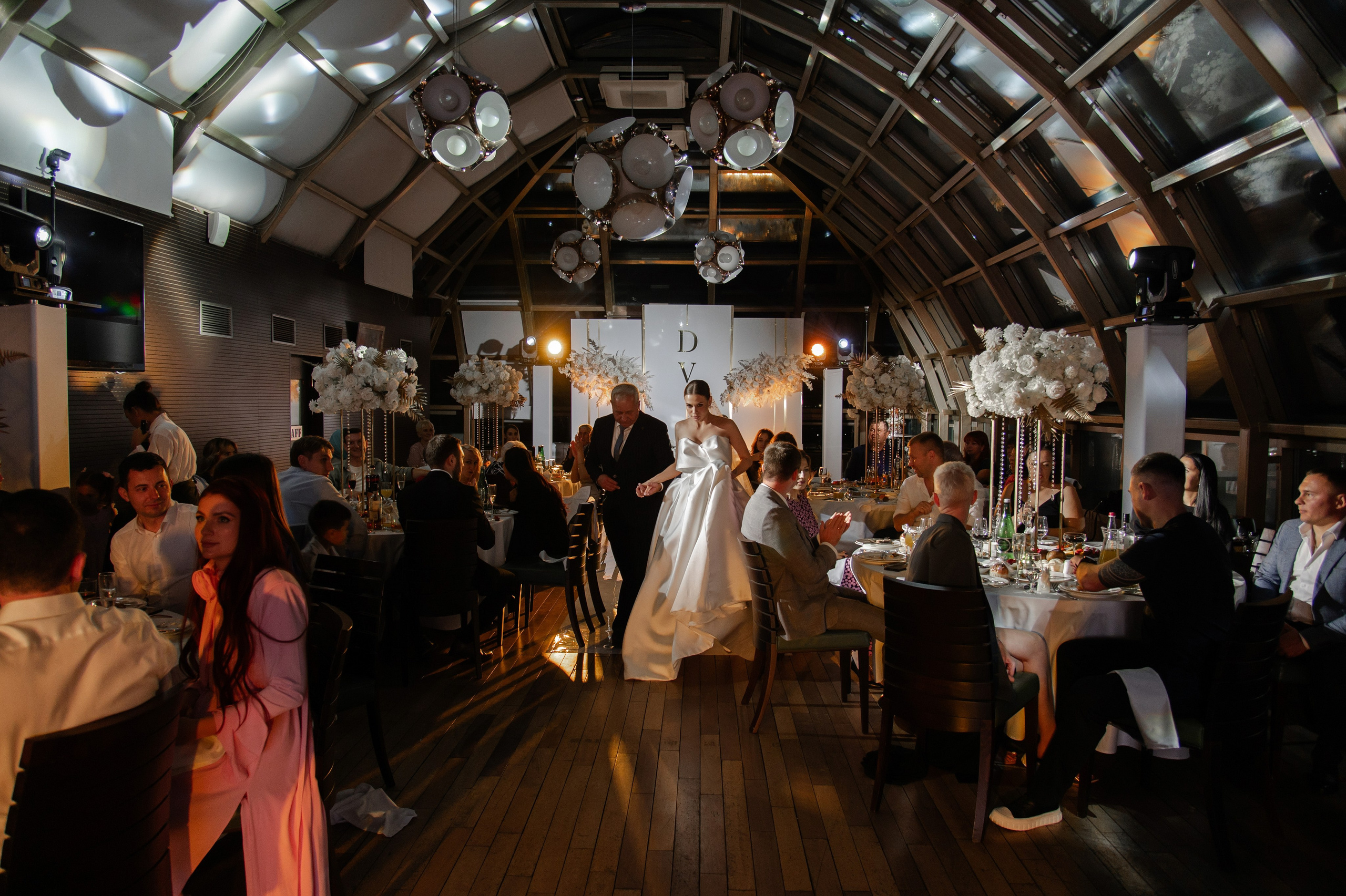 Свадебная фотосессия в Сохо Азов. Свадебный фотограф в Ростове Максимов Максим